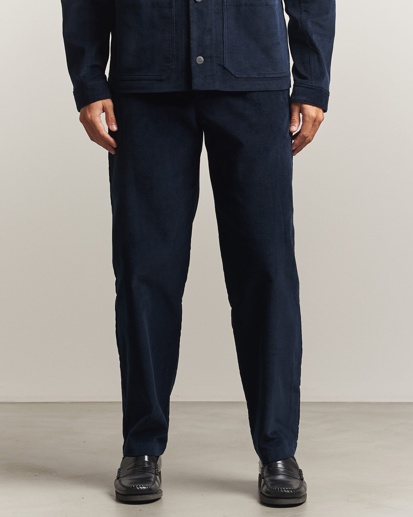 Hombres | Pantalones | A.P.C. | Lawrence Corduroy Trousers Dark Navy