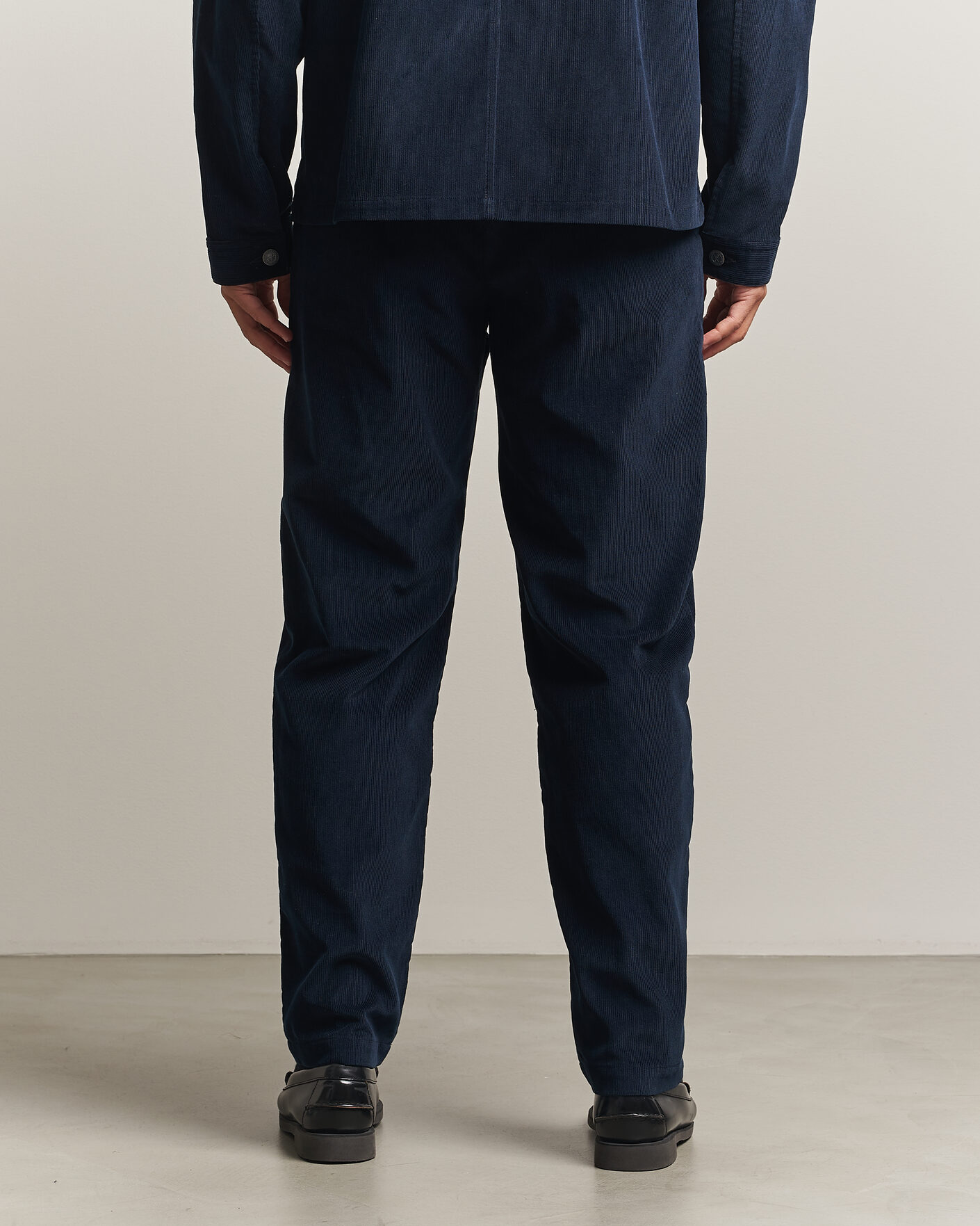 Hombres | Pantalones | A.P.C. | Lawrence Corduroy Trousers Dark Navy