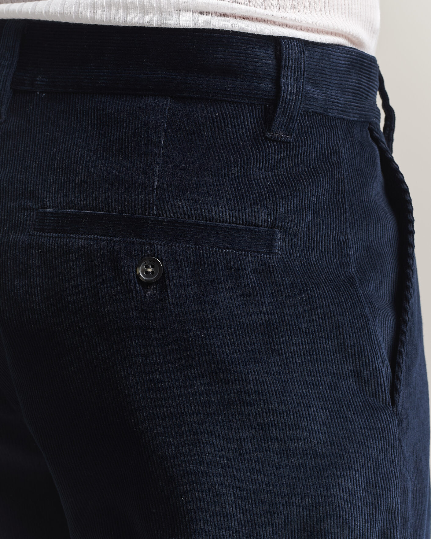 Hombres | Pantalones | A.P.C. | Lawrence Corduroy Trousers Dark Navy