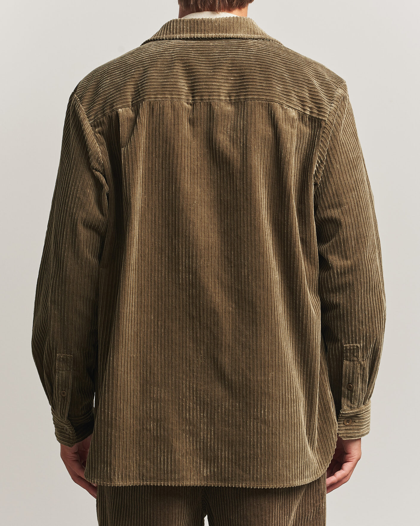 Hombres | Camisas | A.P.C. | Mateo Corduroy Overshirt Taupe