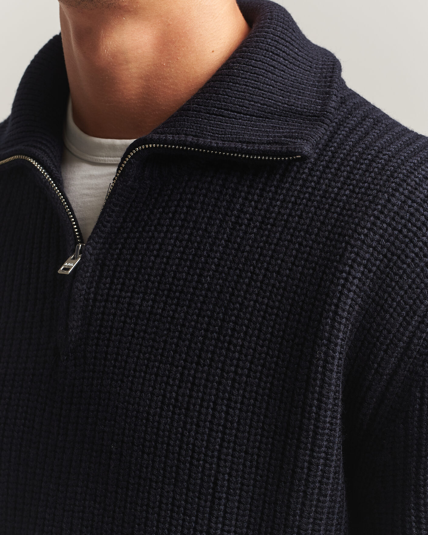 Hombres | Jerséis y prendas de punto | A.P.C. | Daniel Wool Rib Knitted Half Zip Dark Navy