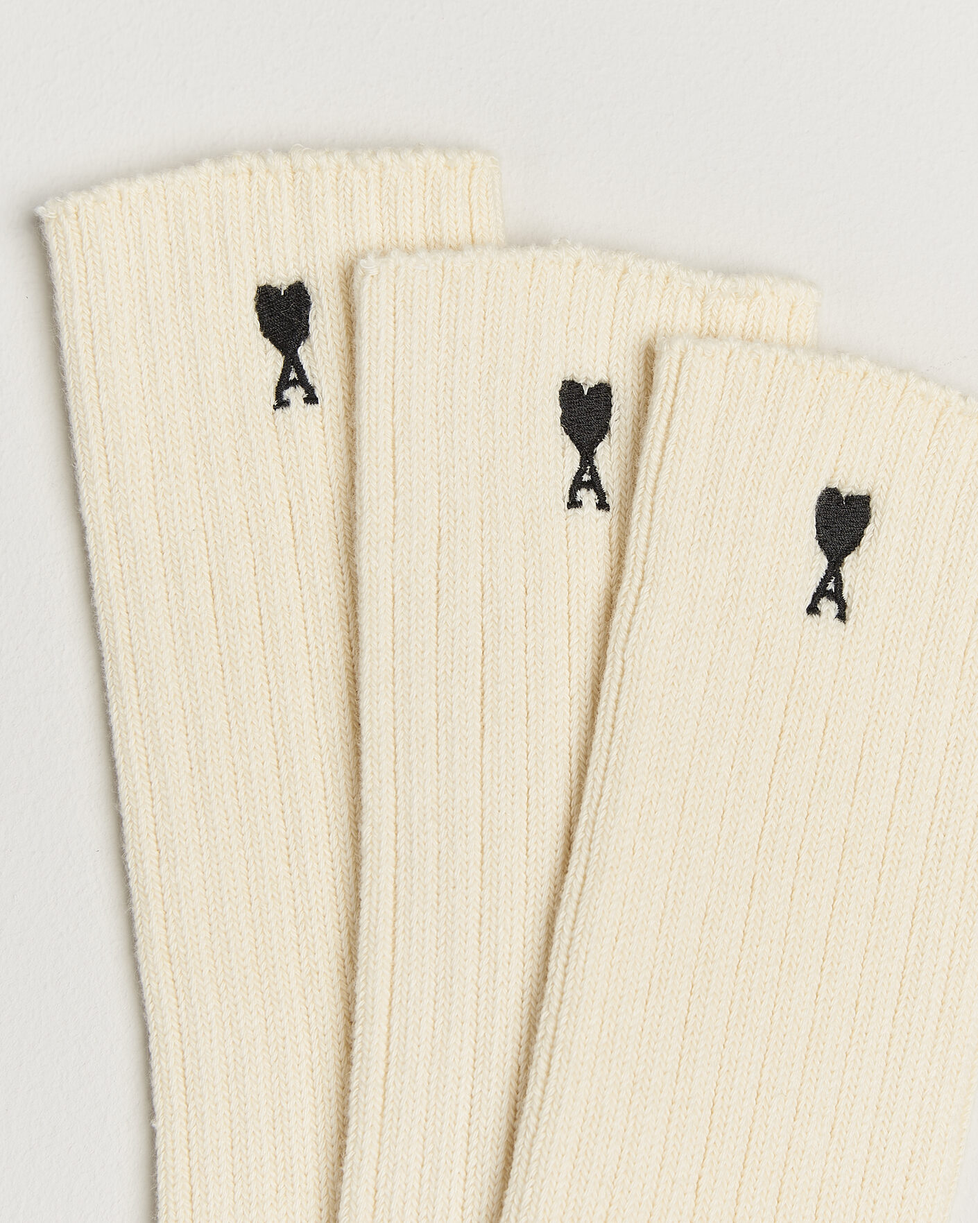 Hombres | Ropa interior y calcetines | AMI | 3-Pack Heart Logo Cotton Socks Ivory