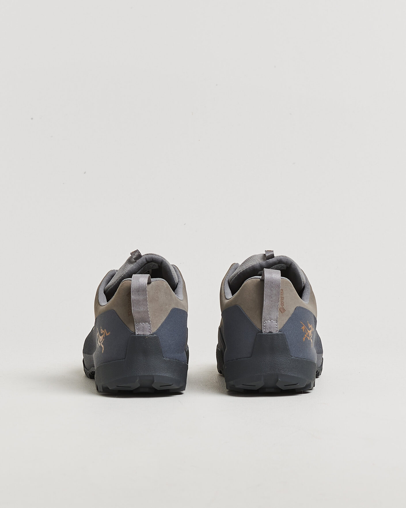 Hombres | Zapatillas de senderismo | Arc'teryx | Konseal Gore-Tex Trail Sneaker Void/Cloud