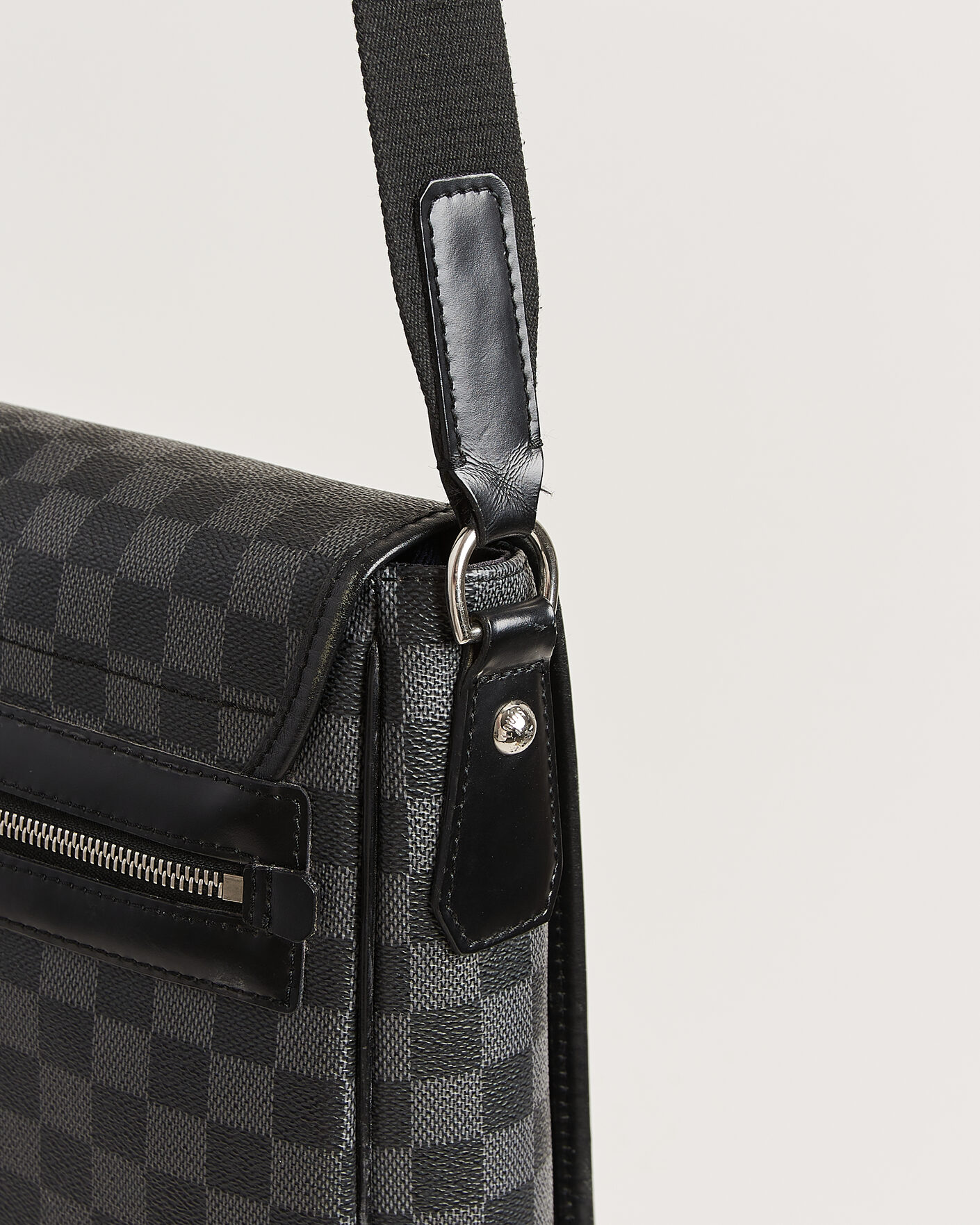 Hombres | Pre-Owned & Vintage Bags | Louis Vuitton Pre-Owned | Daniel Shoulder Bag MM Damier Graphite