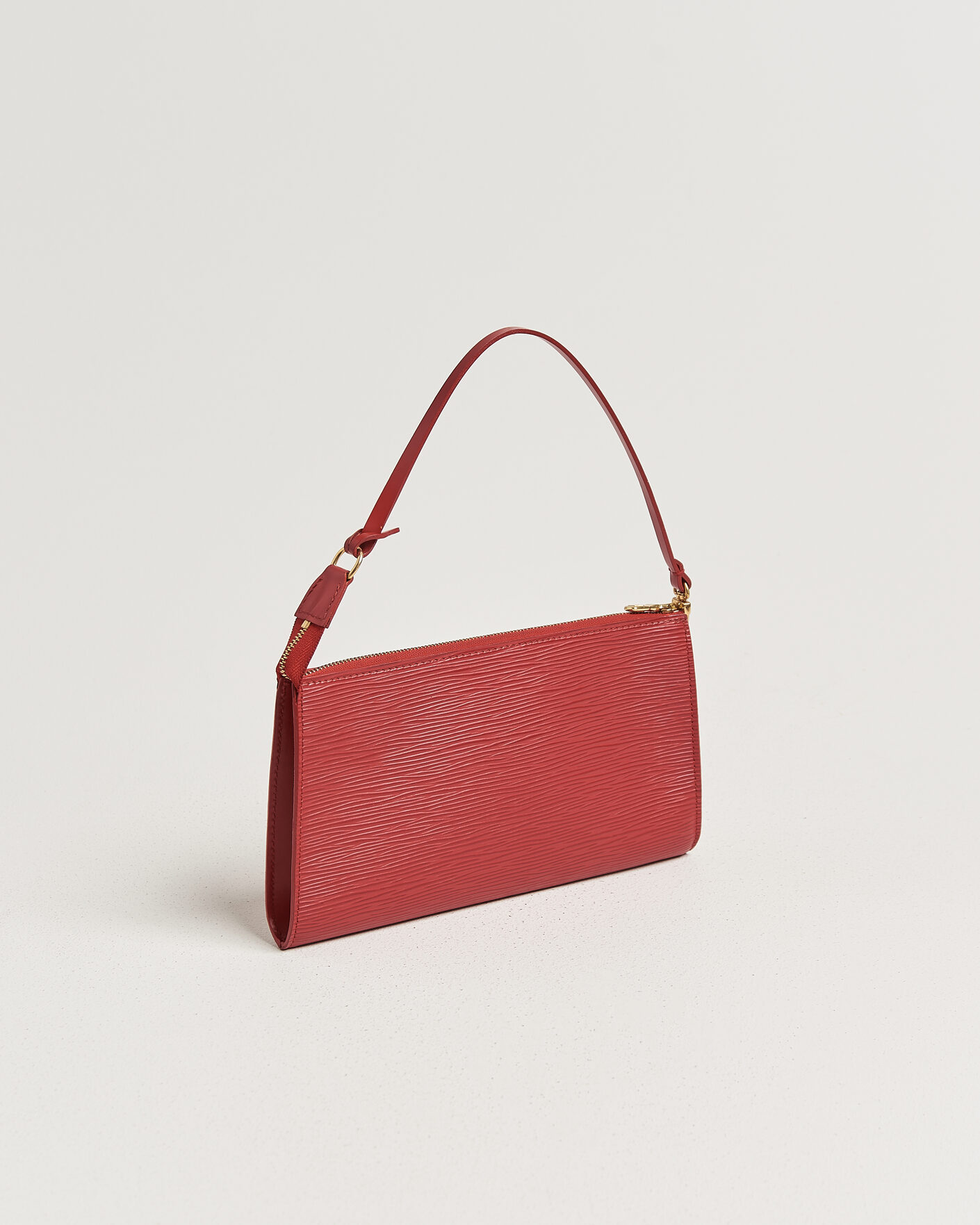 Hombres | Pre-Owned & Vintage Bags | Louis Vuitton Pre-Owned | Pochette Accessoires Epi Leather Red