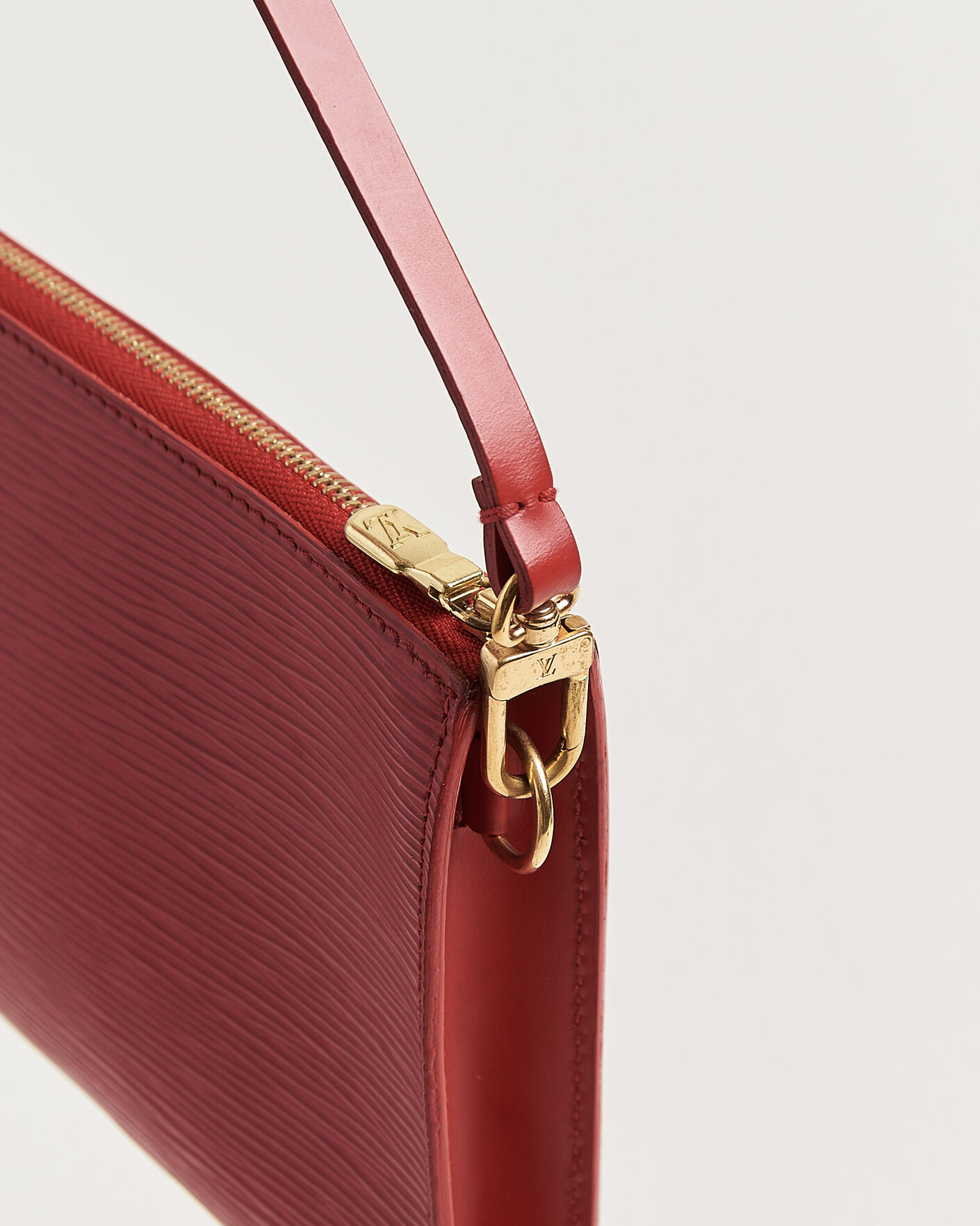 Hombres | Louis Vuitton Pre-Owned Pochette Accessoires Epi Leather Red | Louis Vuitton Pre-Owned | Pochette Accessoires Epi Leather Red