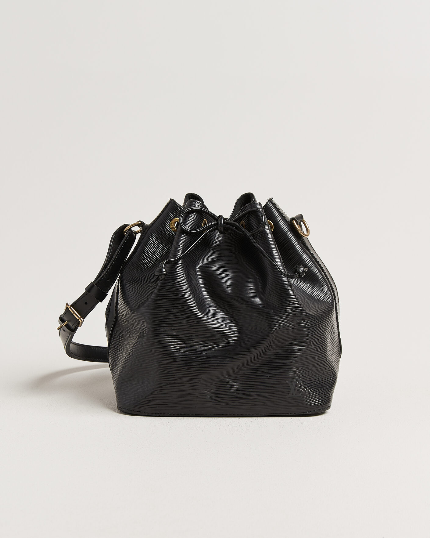 Hombres | Pre-Owned & Vintage Bags | Louis Vuitton Pre-Owned | Petit Noé Epi Leather Black