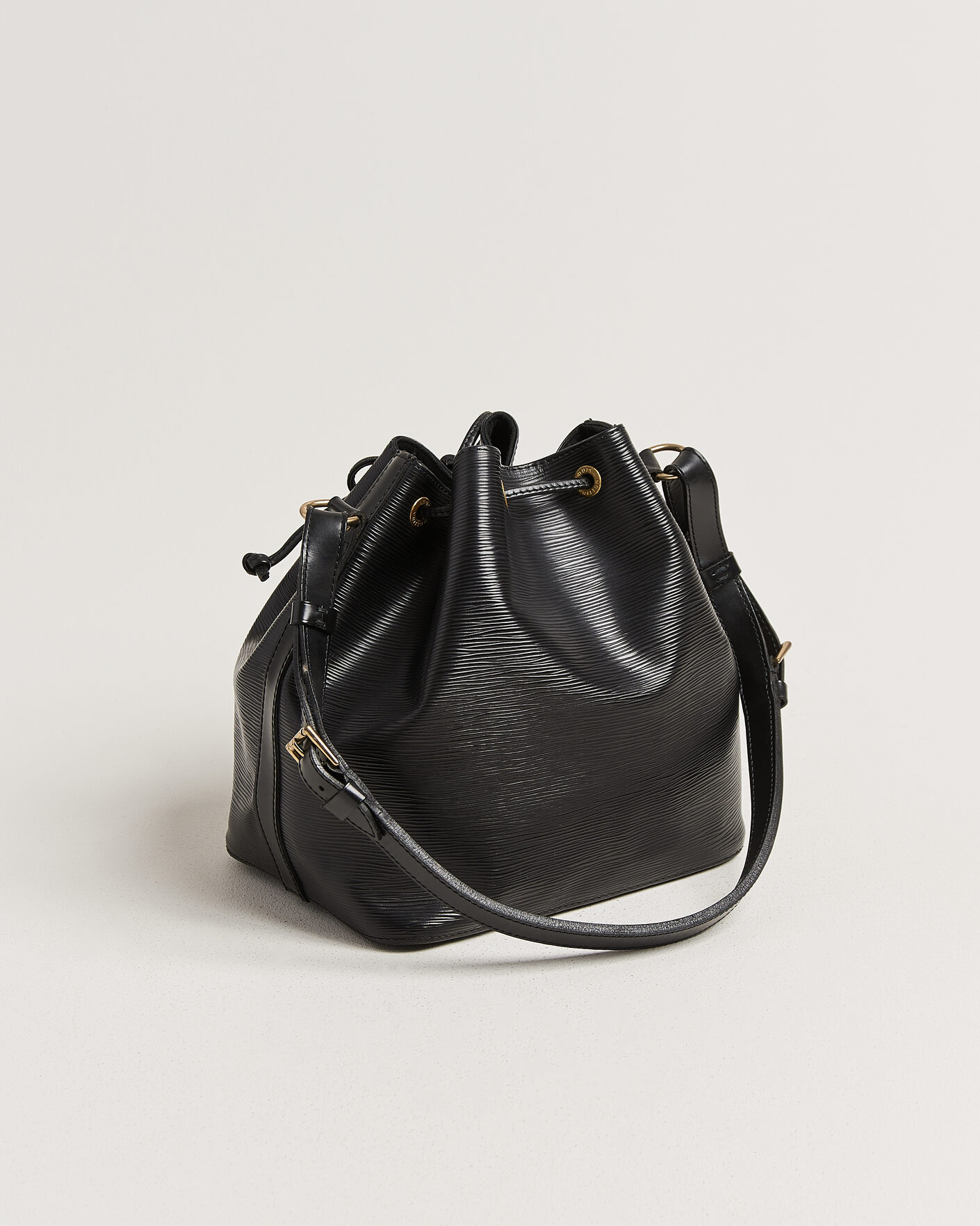 Hombres | Pre-Owned & Vintage Bags | Louis Vuitton Pre-Owned | Petit Noé Epi Leather Black