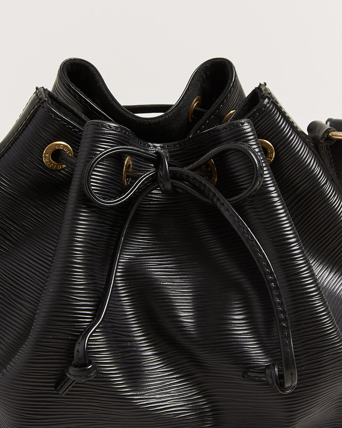 Hombres | Pre-Owned & Vintage Bags | Louis Vuitton Pre-Owned | Petit Noé Epi Leather Black