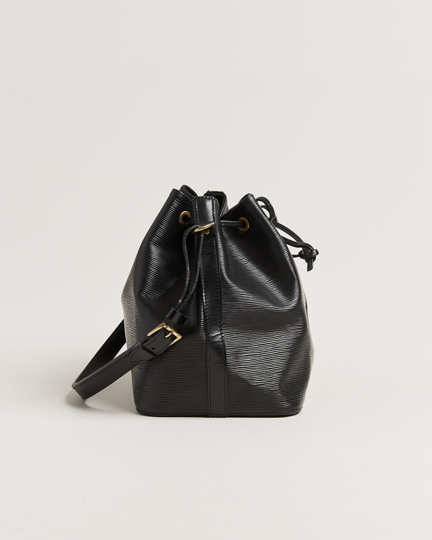 Hombres | Pre-Owned & Vintage Bags | Louis Vuitton Pre-Owned | Petit Noé Epi Leather Black