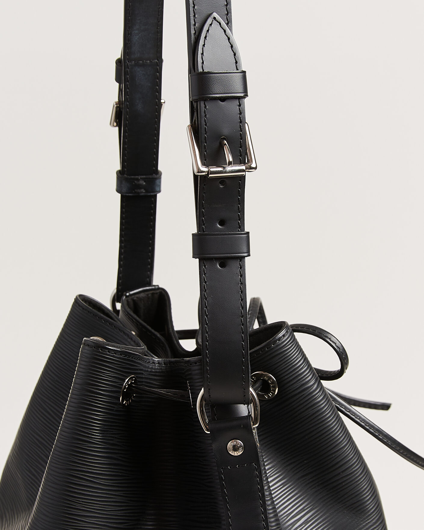 Hombres | Pre-Owned & Vintage Bags | Louis Vuitton Pre-Owned | Noé Epi Leather Black