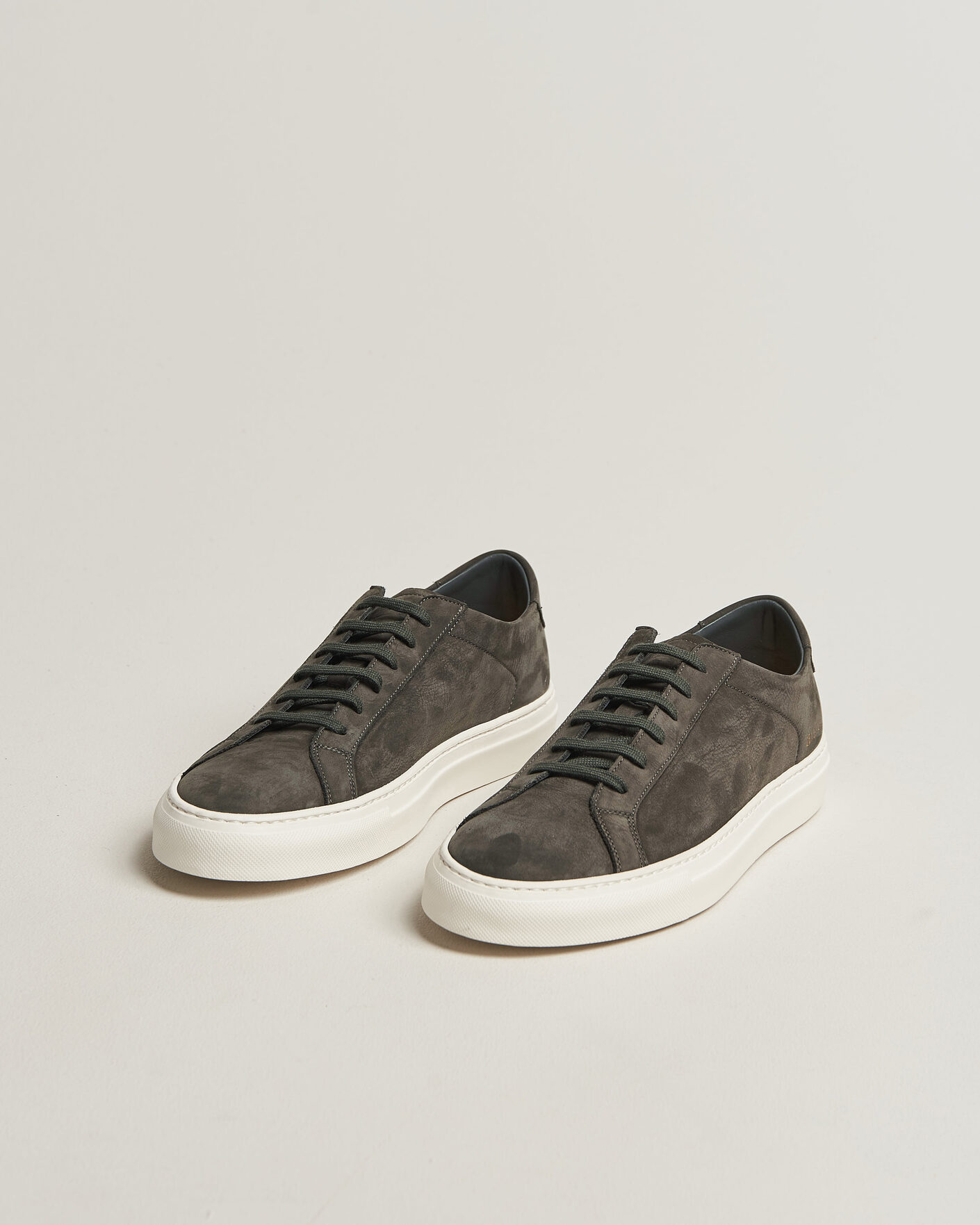 Hombres | Zapatillas | Common Projects | Original Achilles Nubuck Sneaker Dark Grey