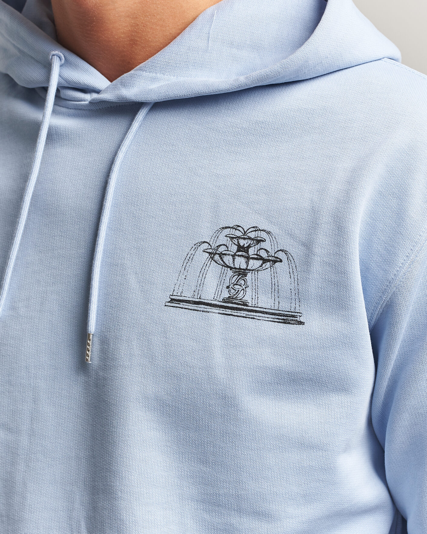 Hombres | Jerséis y prendas de punto | Drôle de Monsieur | Fountain Printed Hoodie Light Blue