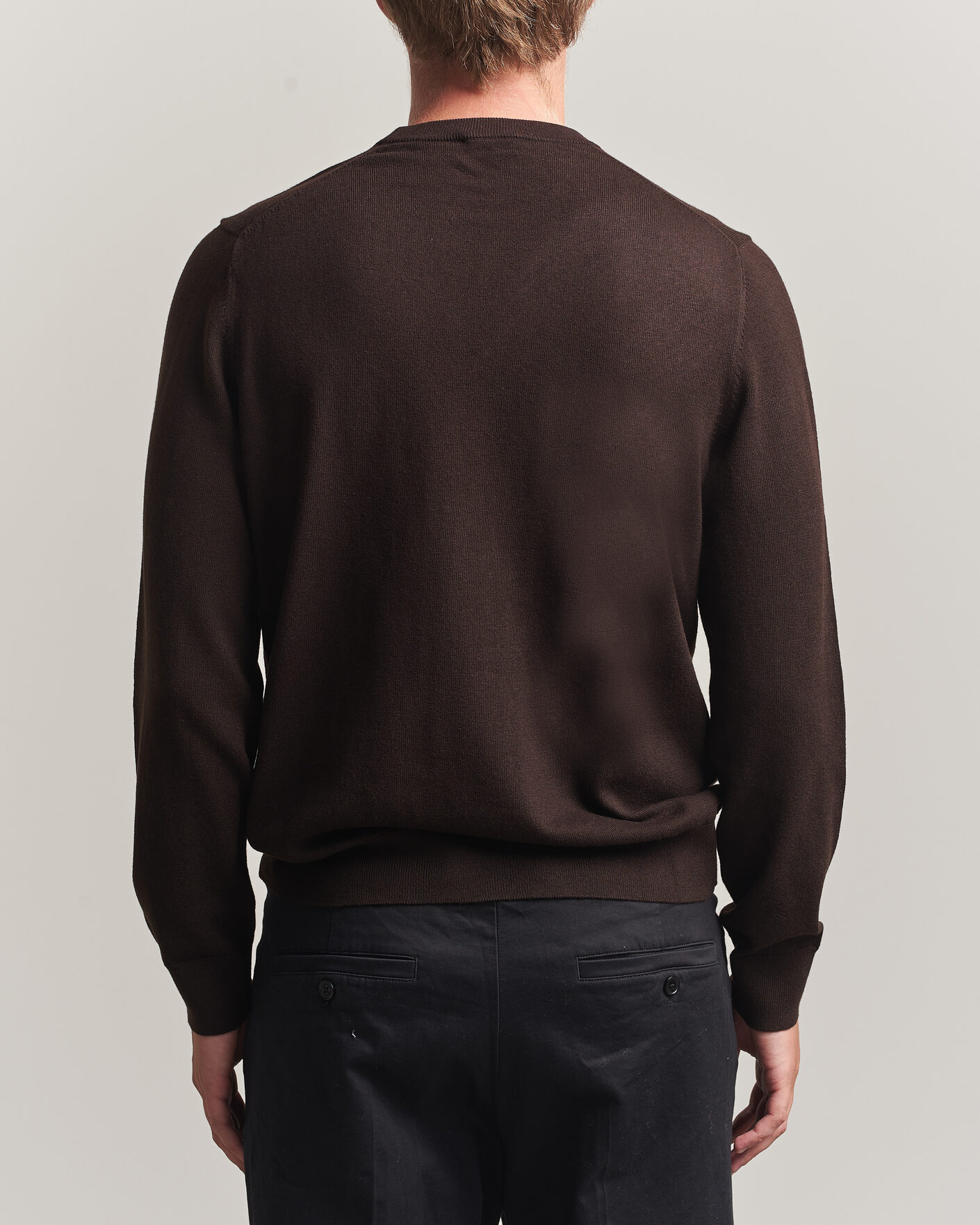 Hombres | Jerséis y prendas de punto | Filippa K | Cotton Merino Knitted Sweater Dark Chocolate