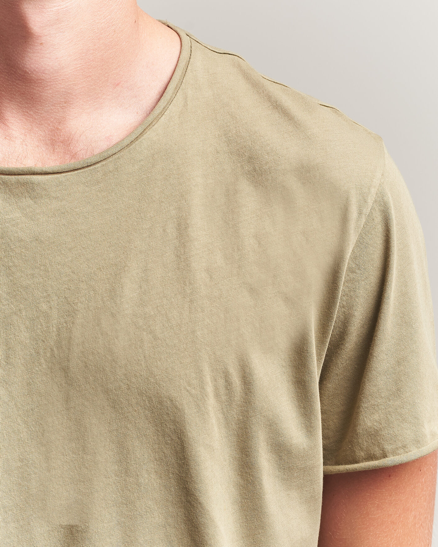 Hombres | Camisetas | Filippa K | Roll Neck Crew Neck T-Shirt Light Olive Green
