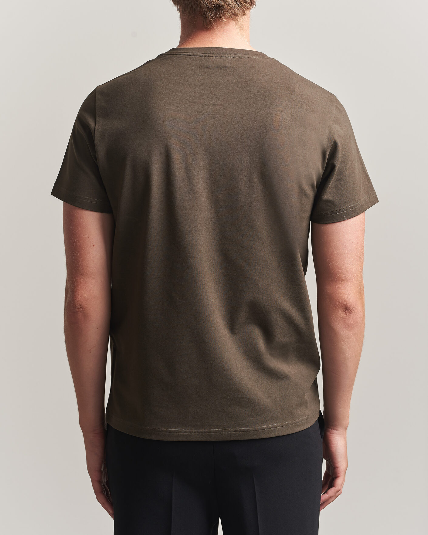 Hombres | Camisetas | Filippa K | Soft Lycra T-Shirt Ebony Brown