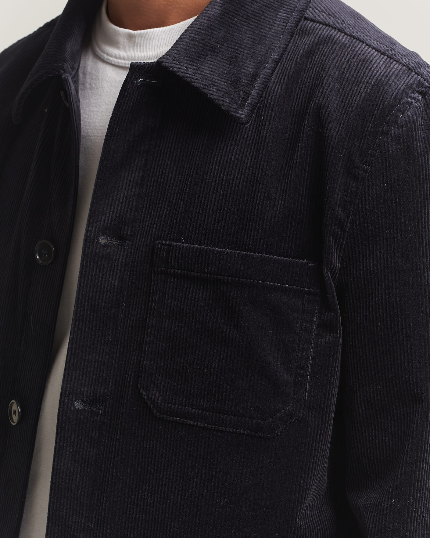 Hombres | Camisas | Filippa K | Taylor Corduroy Overshirt Navy