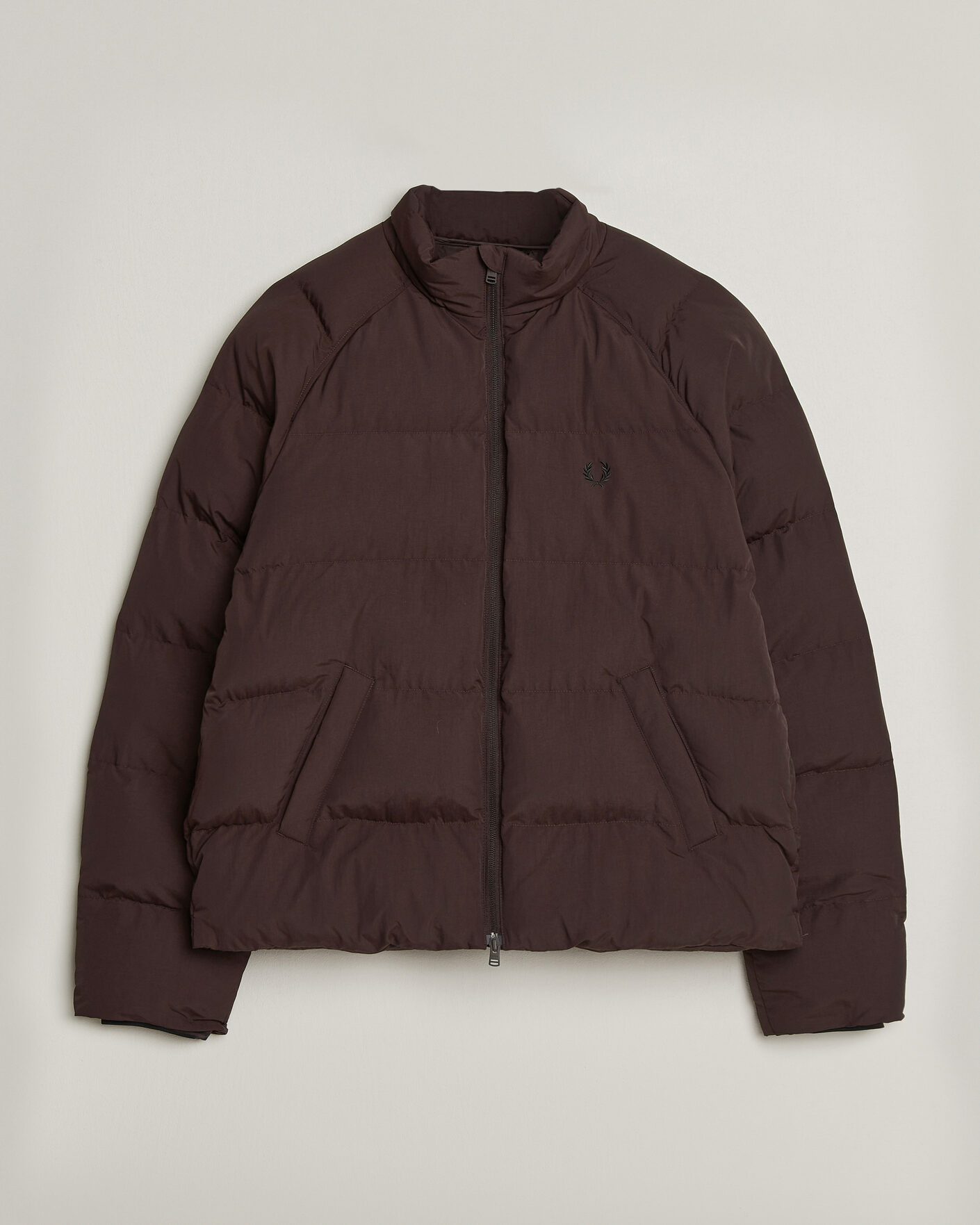 Hombres | Abrigos y chaquetas | Fred Perry | Raglan Sleeve Padded Jacket Rich Brown