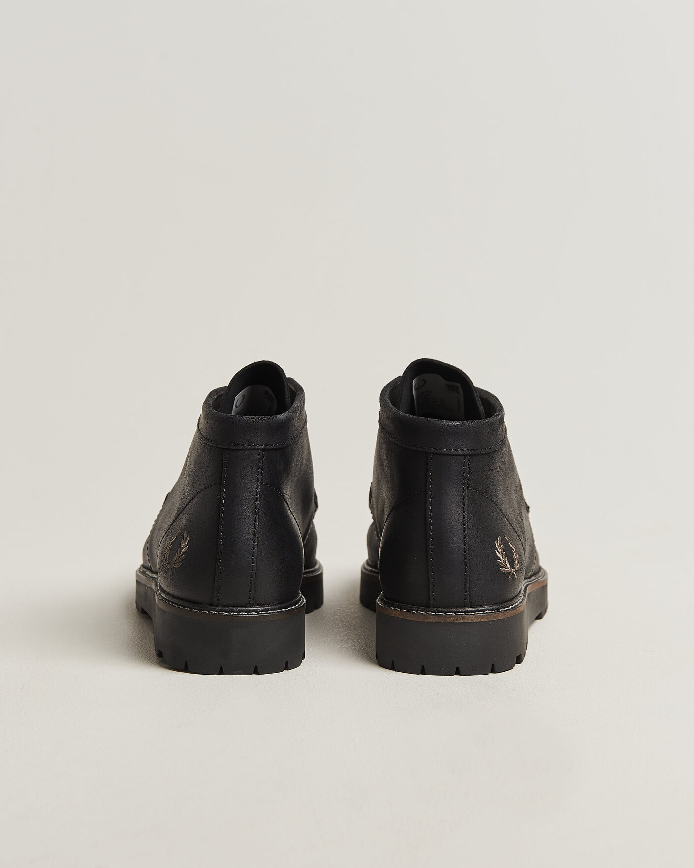 Hombres | Botas | Fred Perry | Kenney Waxed Suede Chukka Boot Black