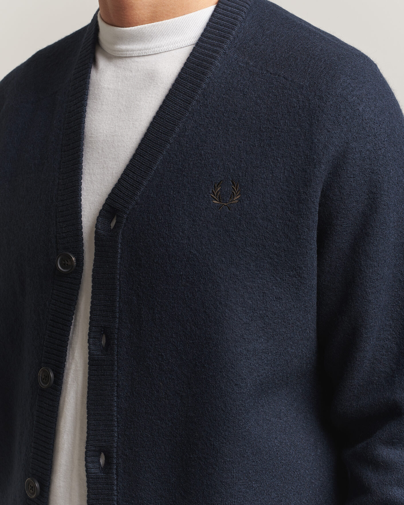 Hombres | Jerséis y prendas de punto | Fred Perry | Wool Saddle Sleeve Cardigan Navy