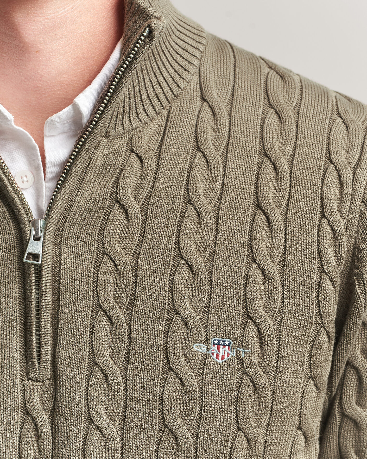 Hombres | Jerséis y prendas de punto | Gant | Cotton Cable Half Zip Faded Taupe