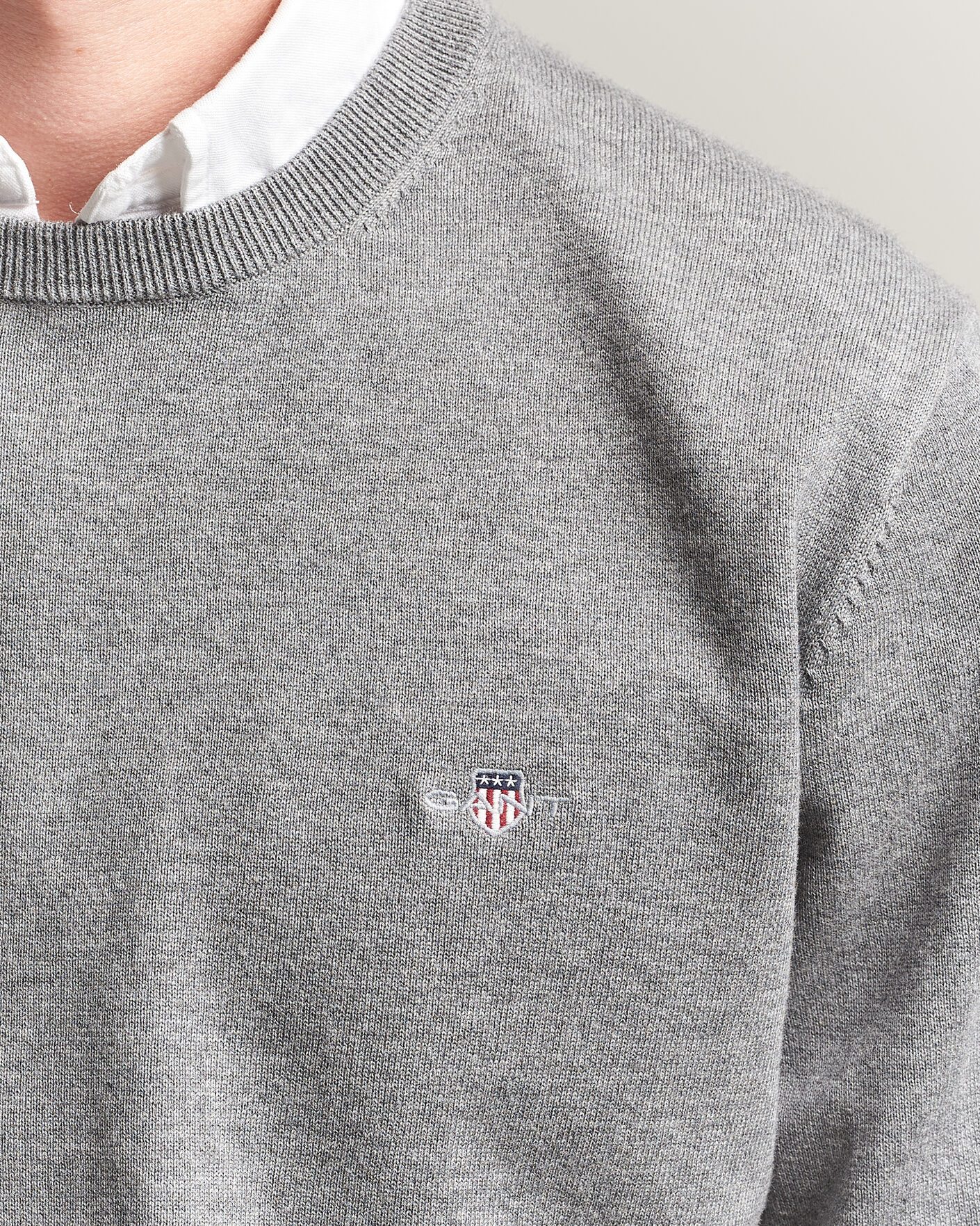 Hombres | Jerséis y prendas de punto | Gant | Classic Cotton Crew Neck Dark Grey Melange