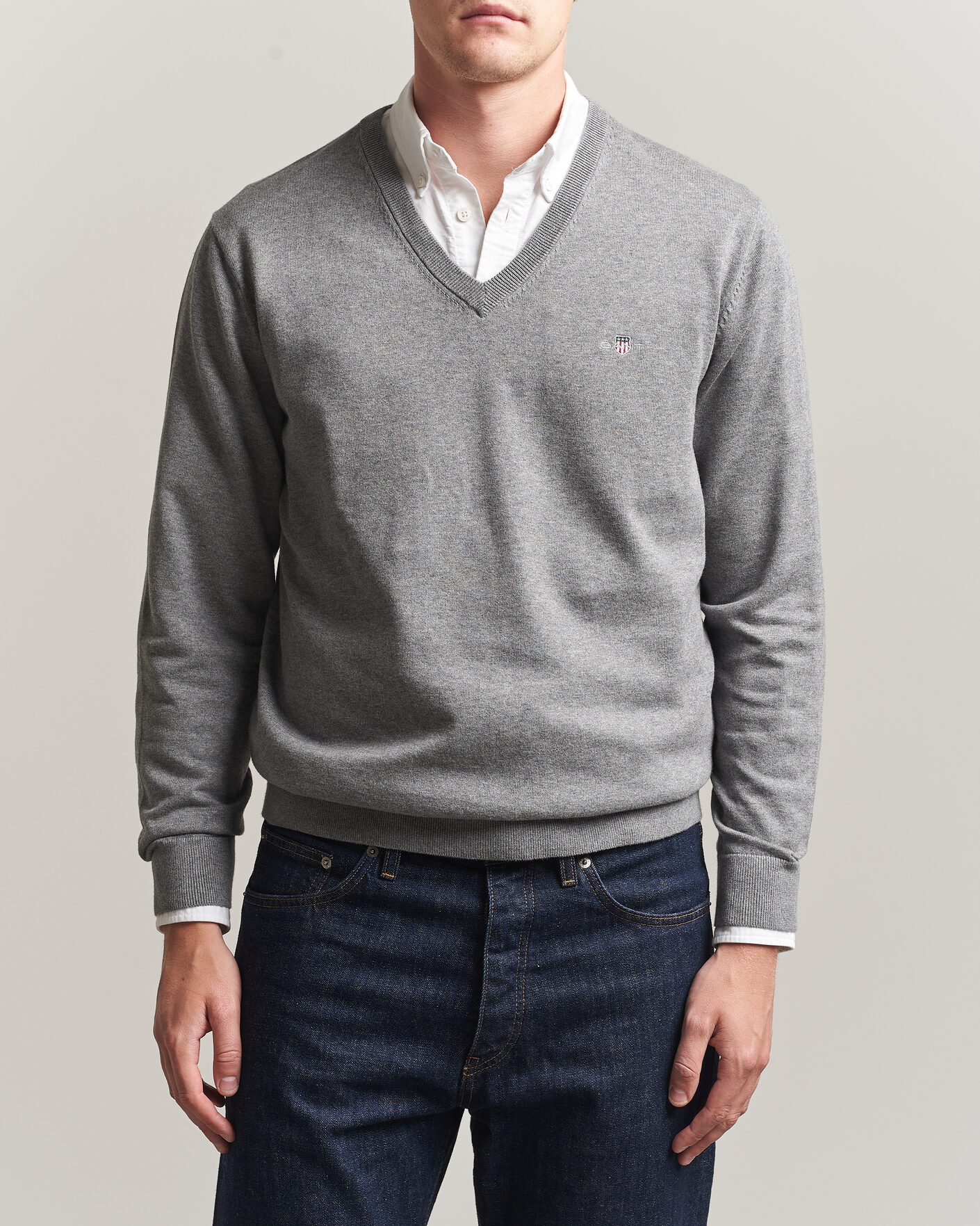 Hombres | Jerséis y prendas de punto | Gant | Classic Cotton V-Neck Dark Grey Melange