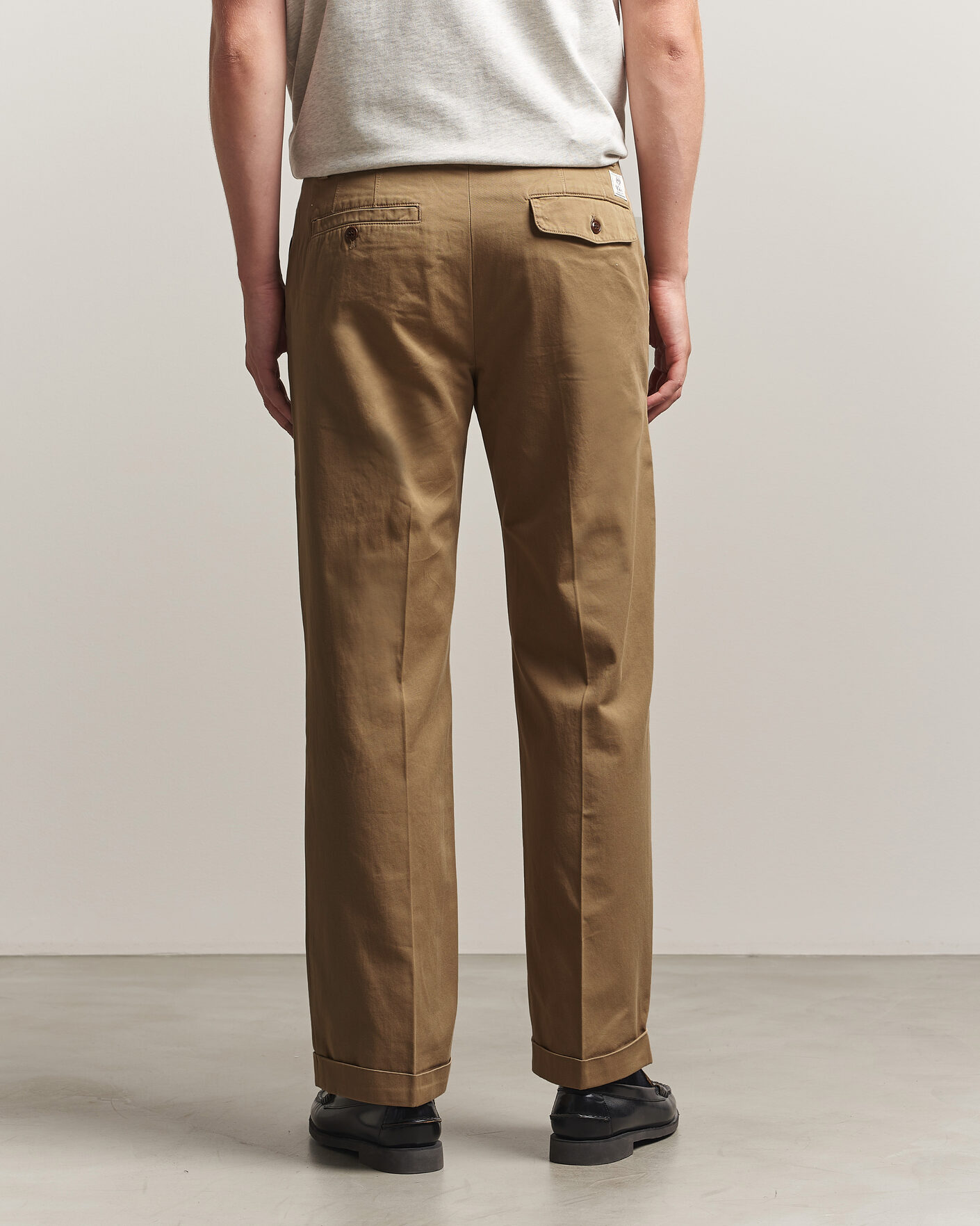 Hombres | Pantalones | Gant | YALE Cotton Twill Chinos Darkened Beige