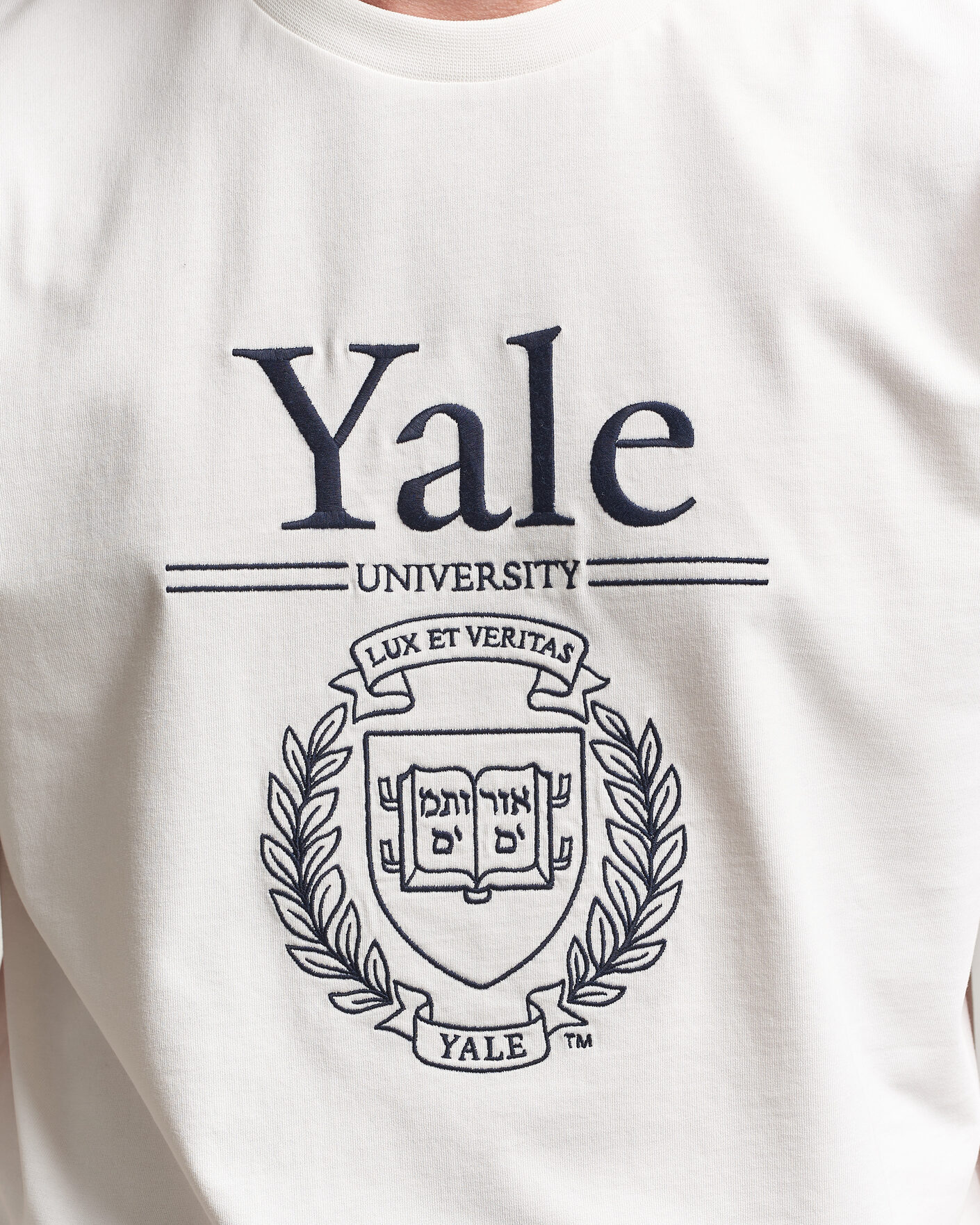 Hombres | Camisetas | Gant | YALE Crew Neck T-Shirt Eggshell