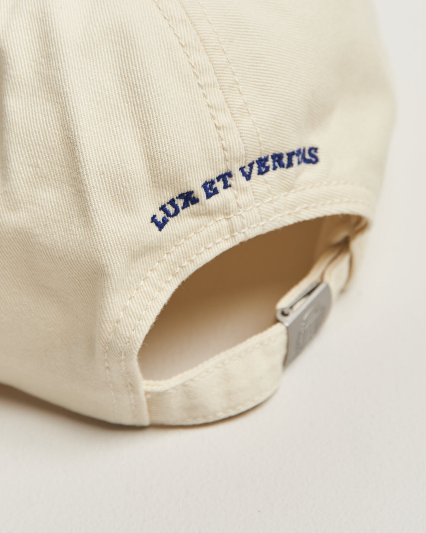 Hombres | Sombreros y gorras | Gant | YALE Heavy Washed Cotton Twill Cap Cream