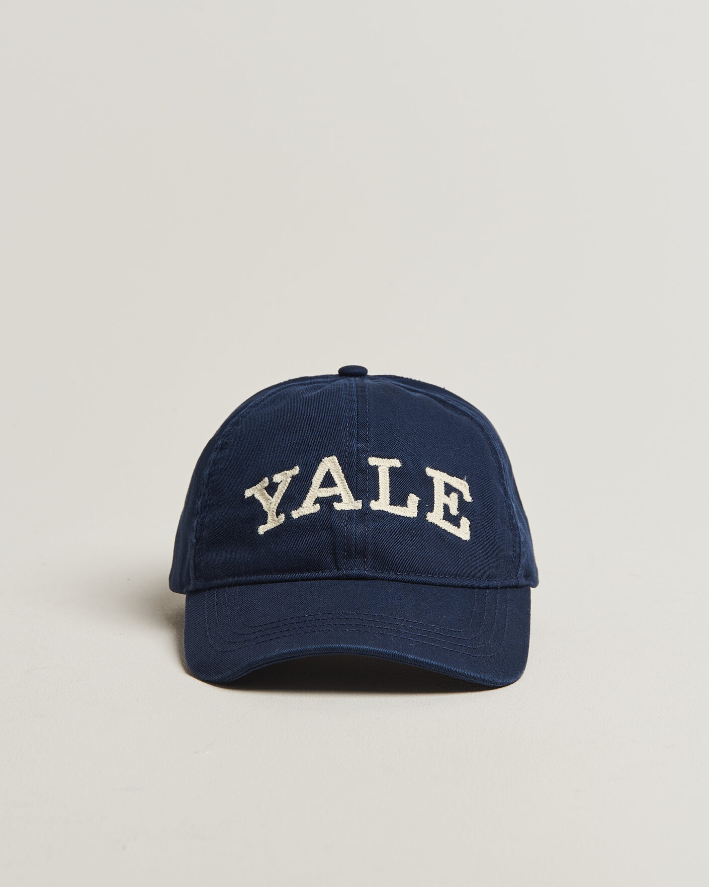 Hombres | Sombreros y gorras | Gant | YALE Heavy Washed Cotton Twill Cap Marine