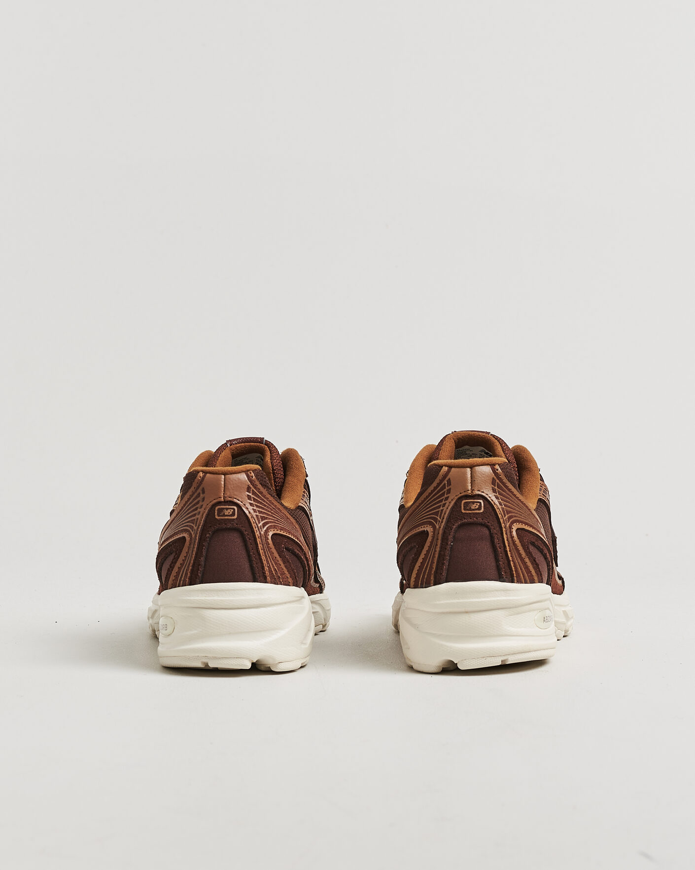 Hombres | Zapatillas | New Balance | 740 Sneakers Pumpernickel