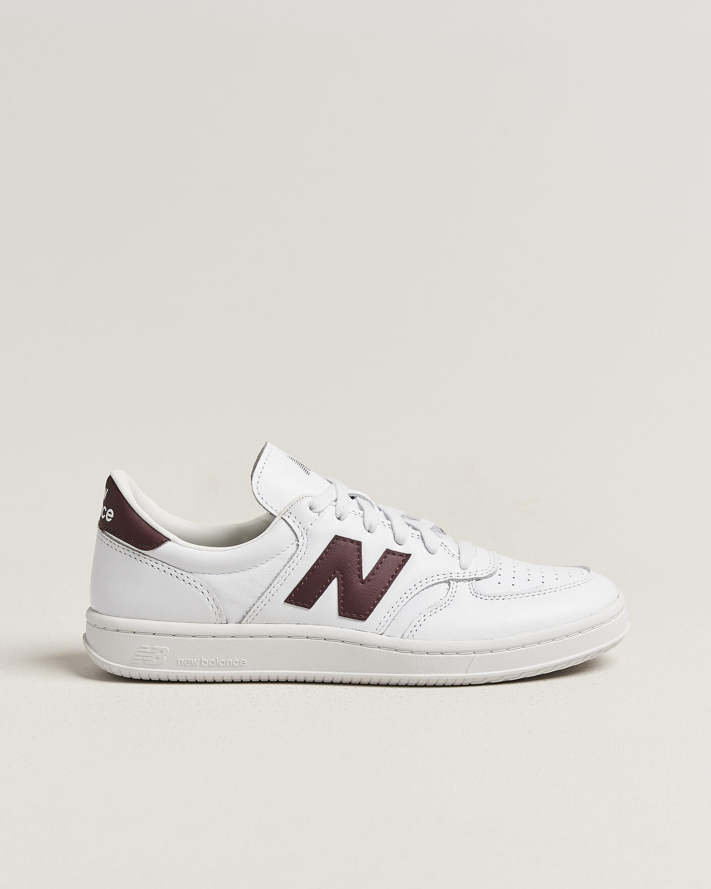 Hombres | Zapatillas | New Balance | T500 Sneakers White/Cherry