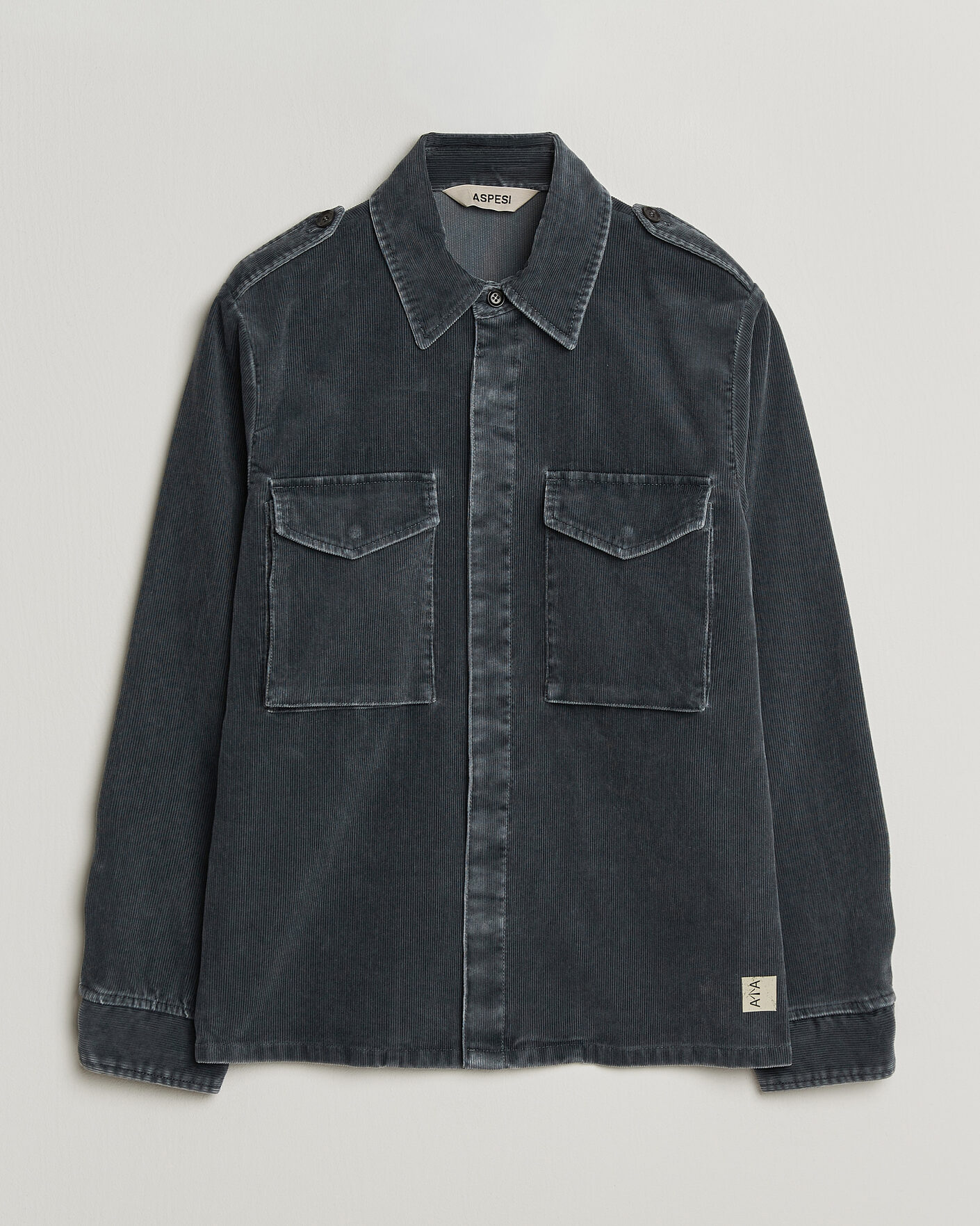 Hombres | Camisas | Aspesi | Double Pocket Corduroy Overshirt Washed Black