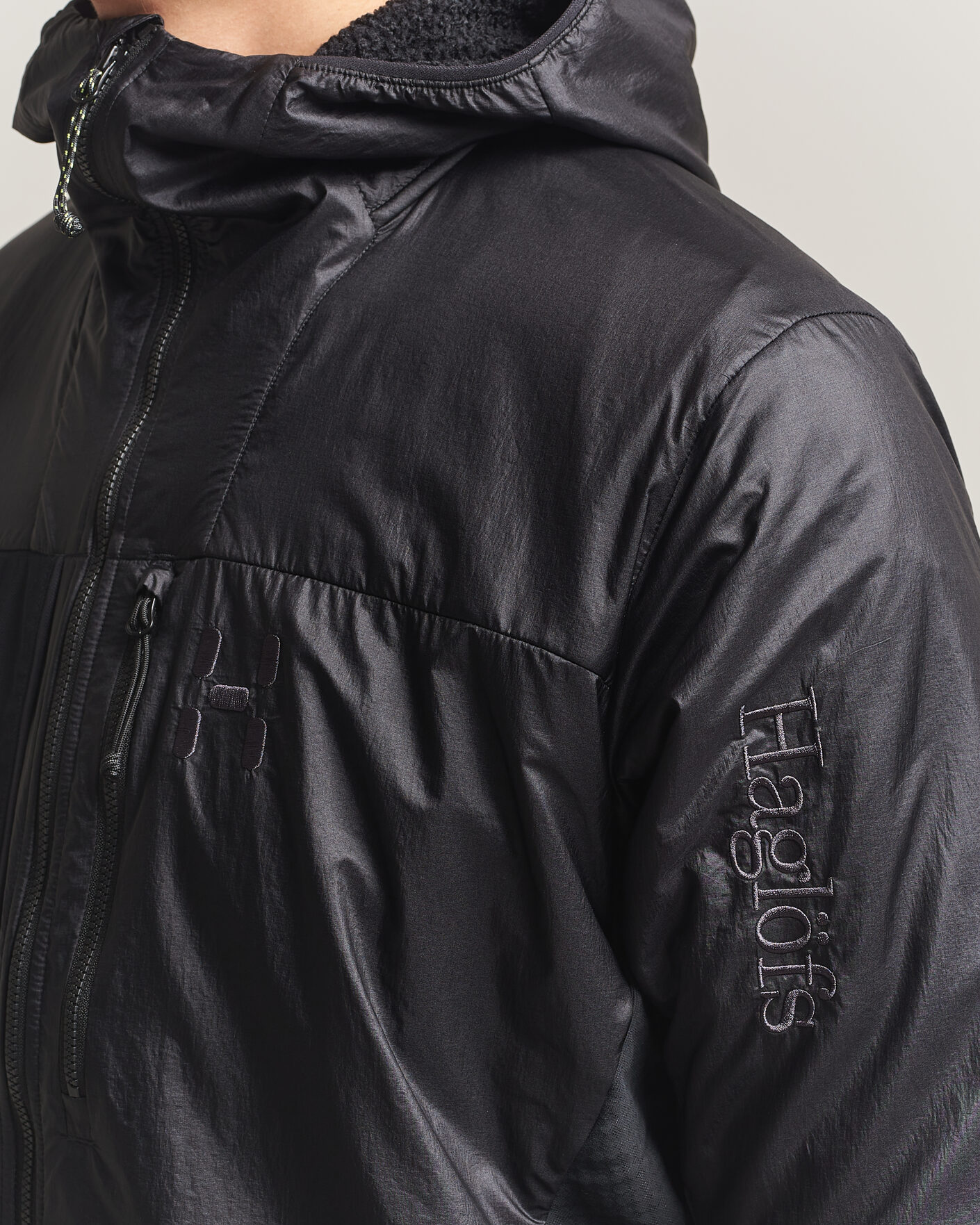 Hombres | Abrigos y chaquetas | Haglöfs | Nallo Touring Hybrid Mid Layer Jacket True Black
