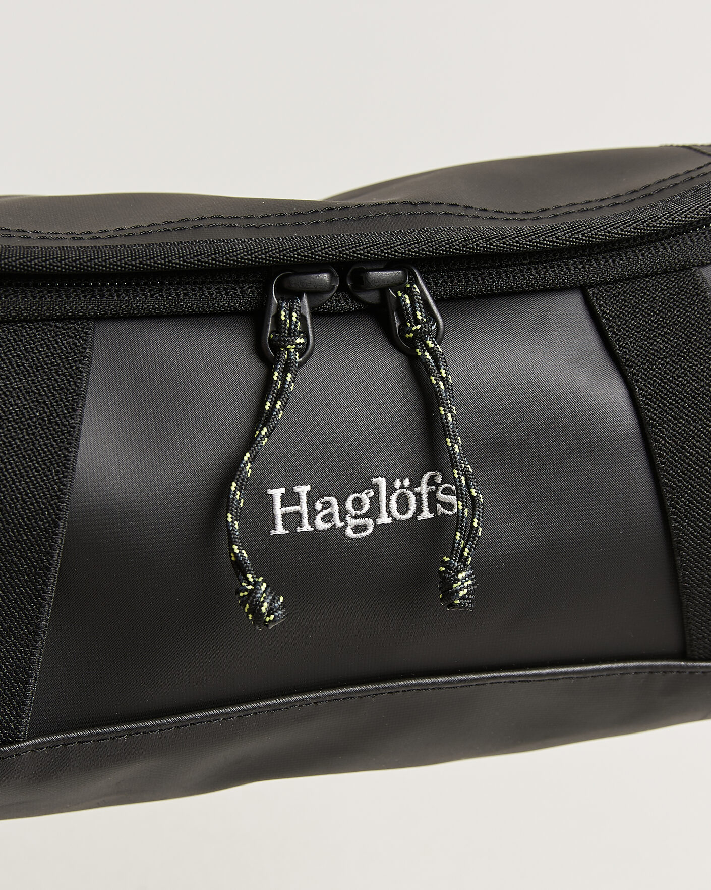 Hombres | Bolsos | Haglöfs | Lava Travel Tube True Black