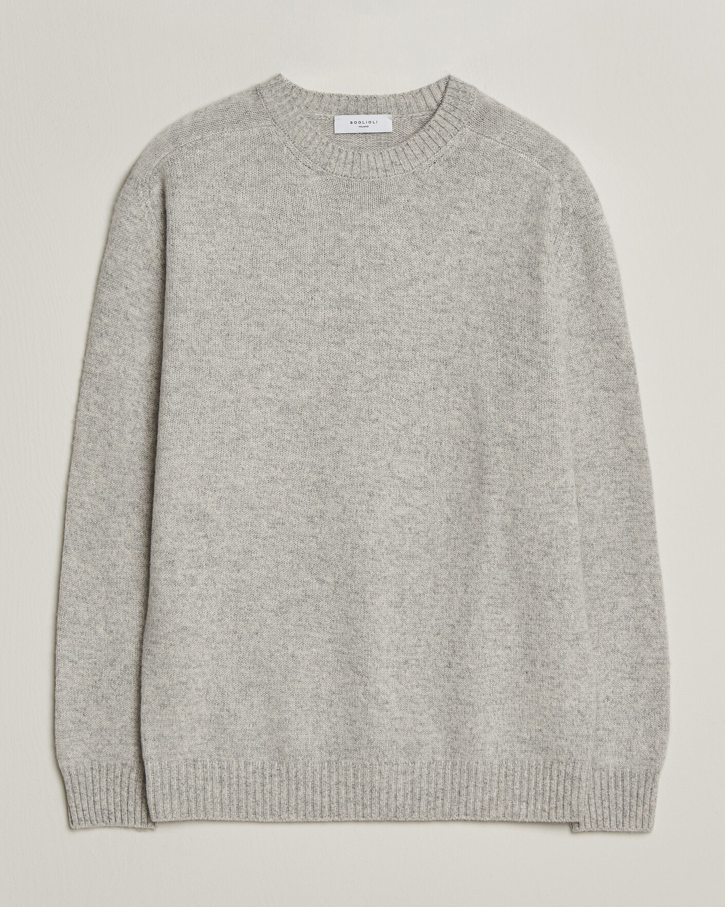 Hombres | Jerséis y prendas de punto | Boglioli | Cloud Cashmere Crew Neck Light Grey