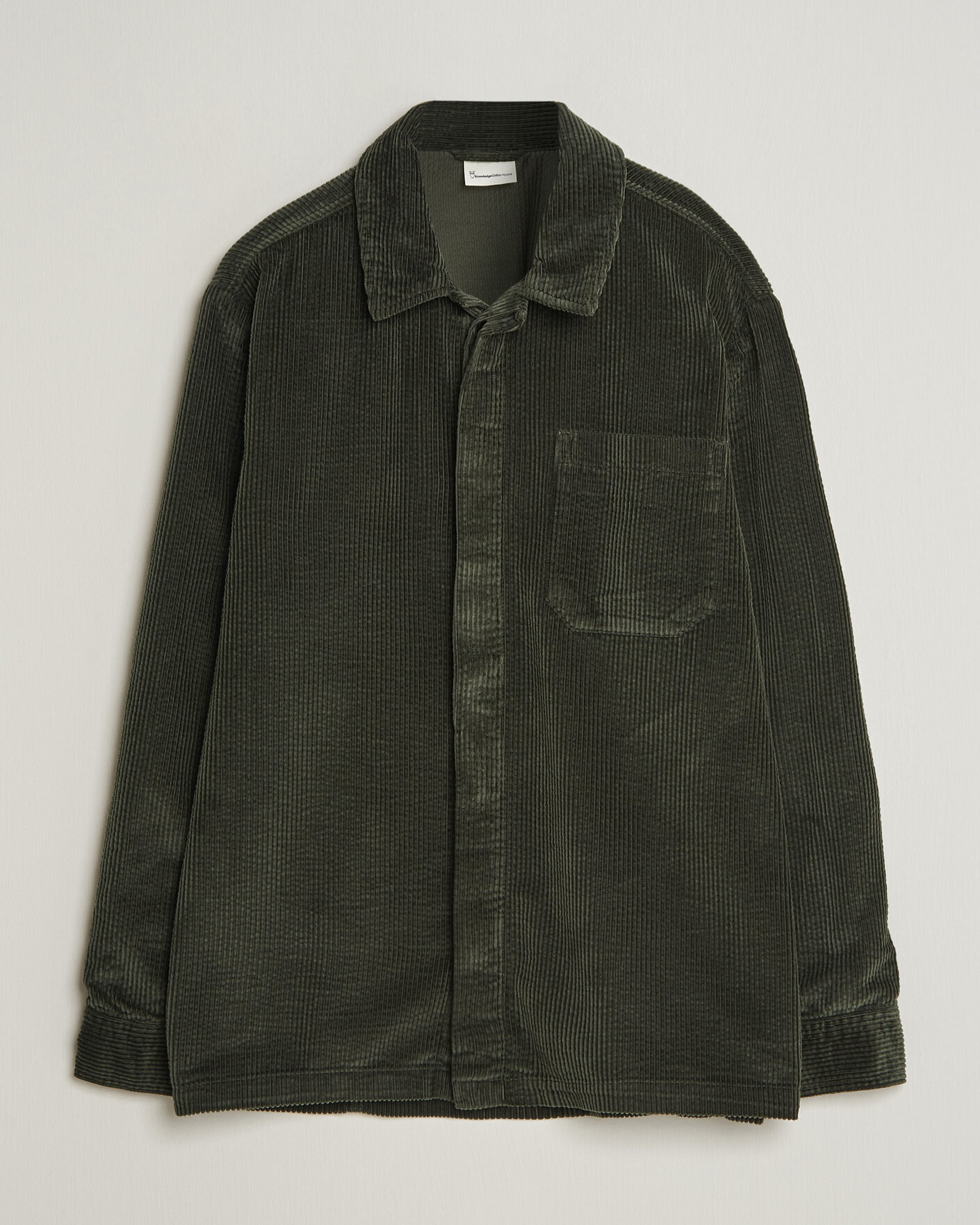 Hombres | Camisas | KnowledgeCotton Apparel | Cotton Corduroy Overshirt Forest Night
