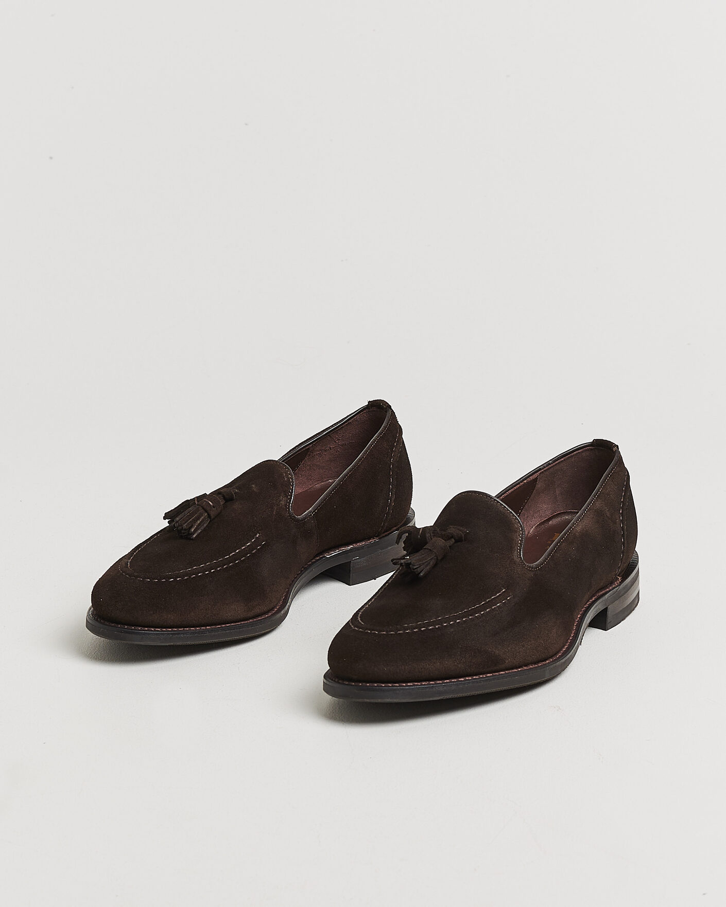 Hombres | Mocasines | Loake 1880 | Brunel Suede Tassel Loafer Dark Brown