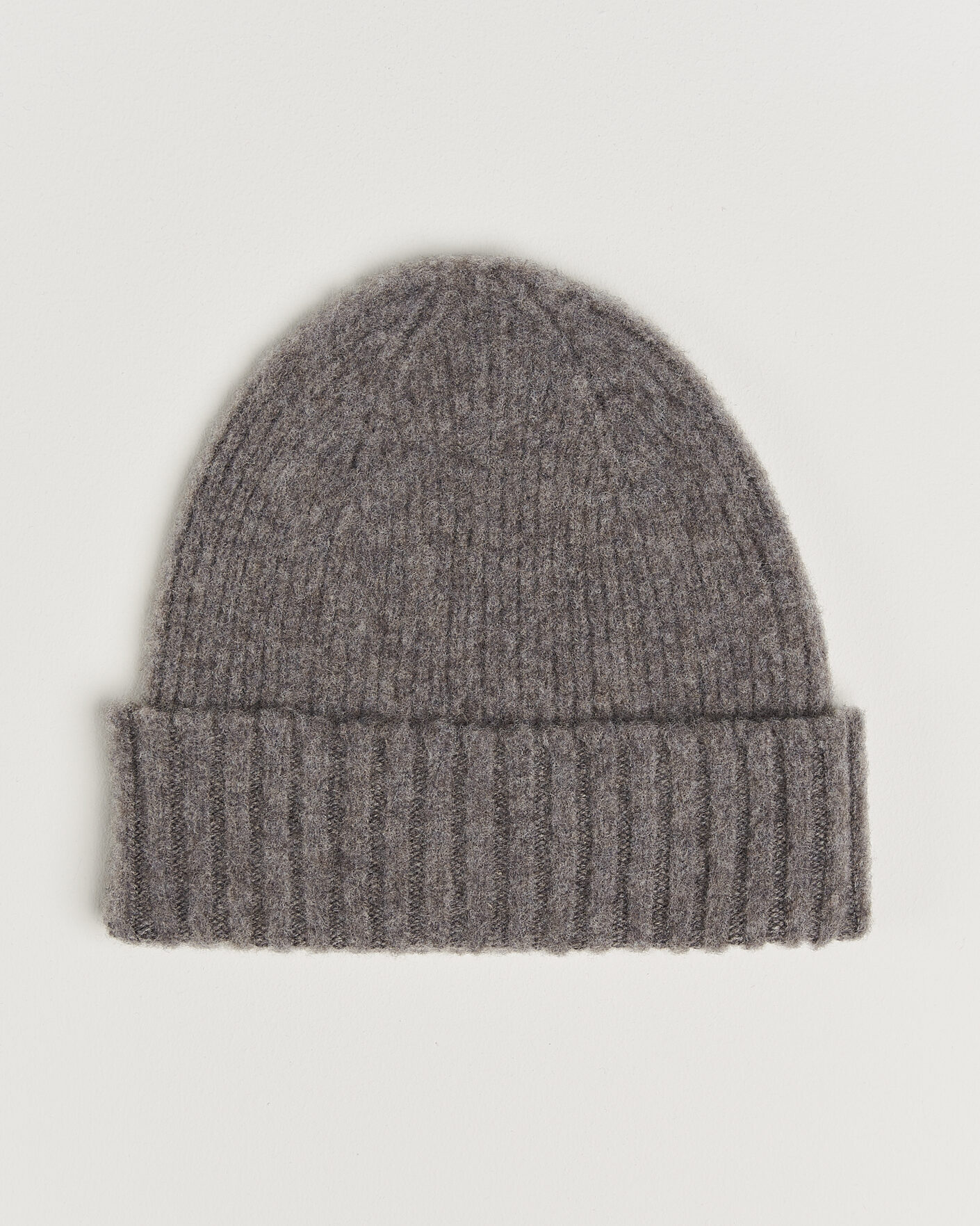 Hombres | Gorros | Robert Mackie | Rona Ribbed Shaggy Lambswool Beanie Light Brown