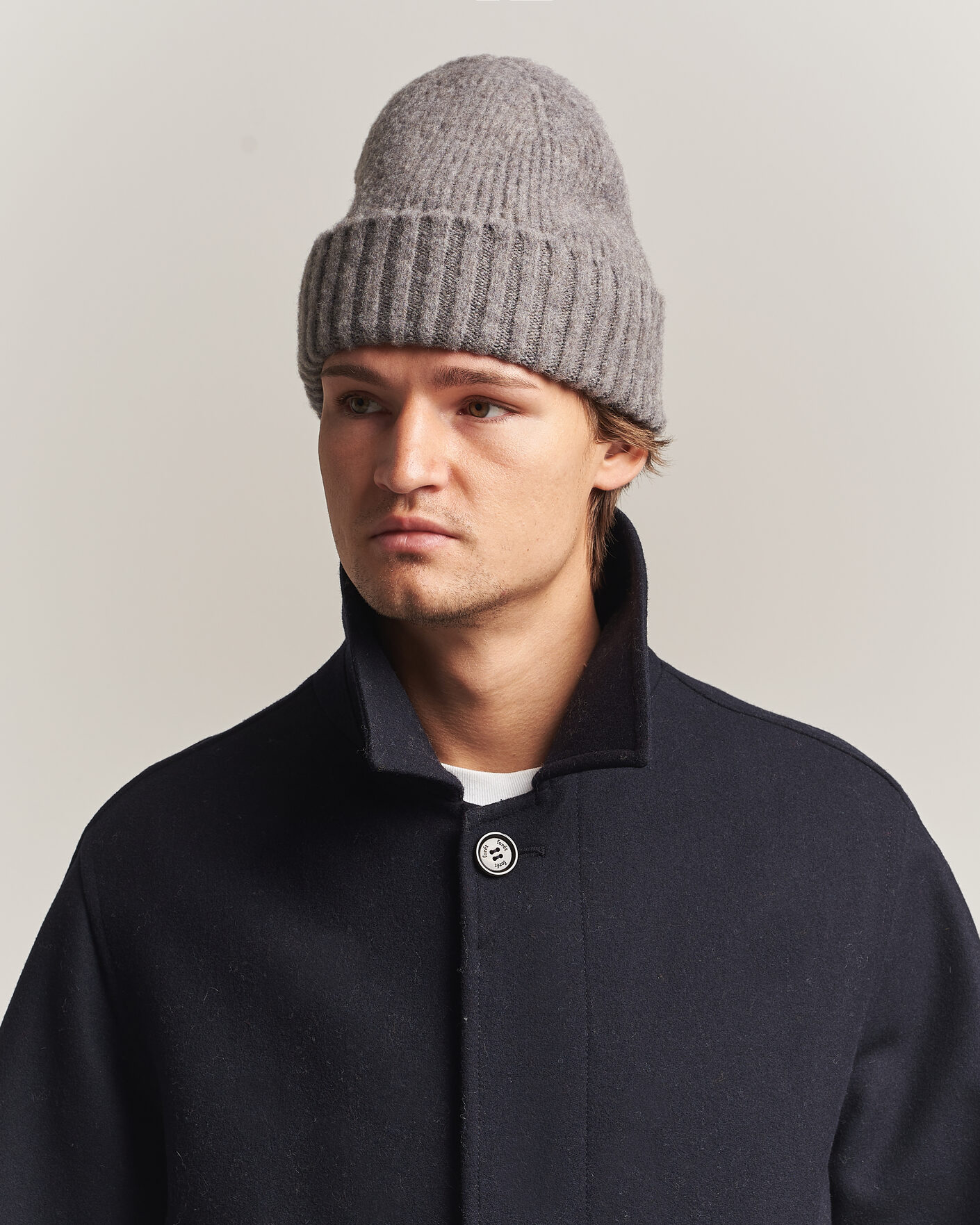 Hombres | Gorros | Robert Mackie | Rona Ribbed Shaggy Lambswool Beanie Light Brown