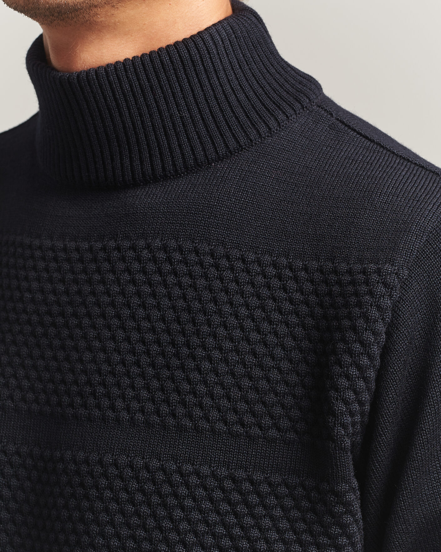 Hombres | Jerséis y prendas de punto | S.N.S. Herning | Fisherman High Neck Navy Blue
