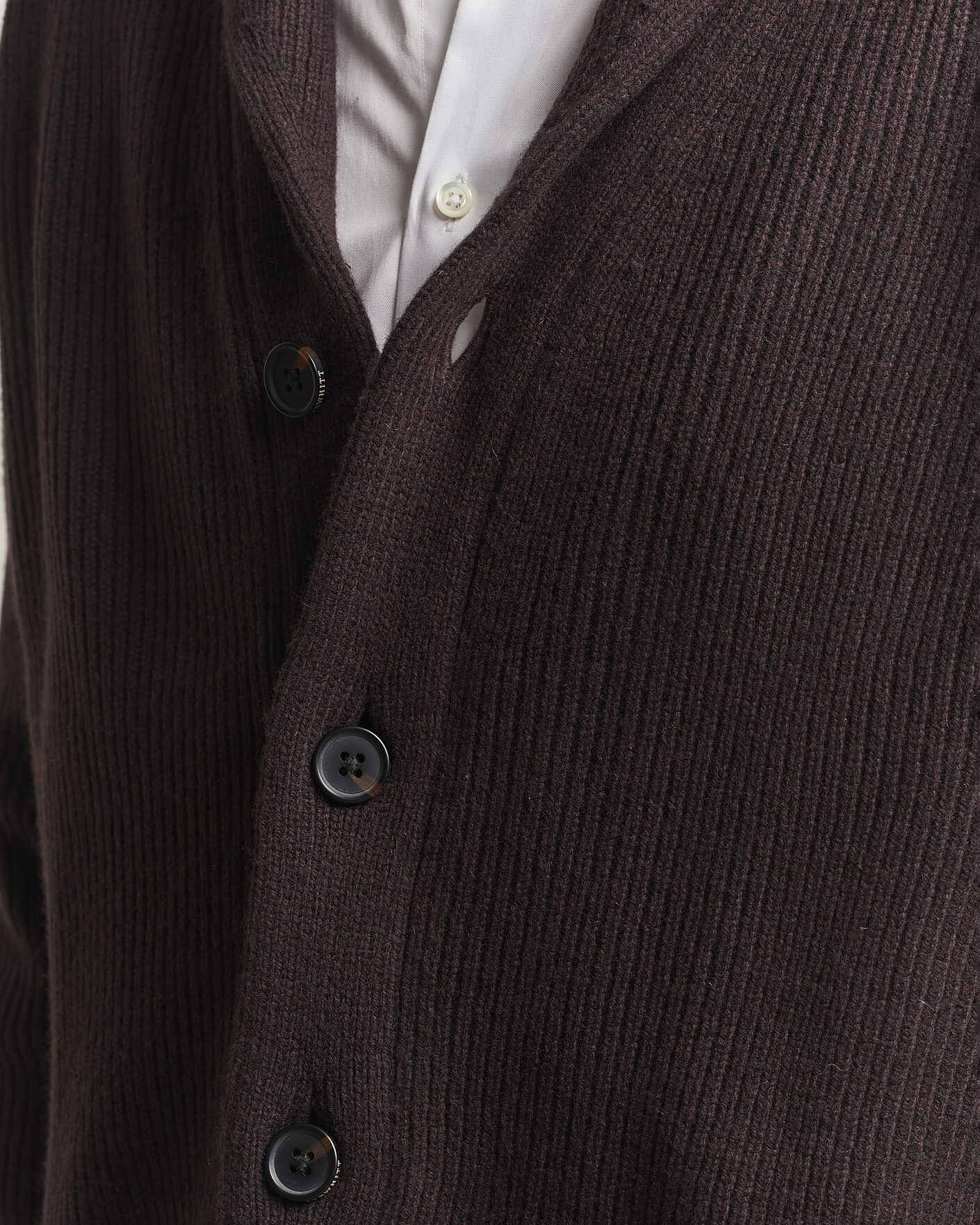 Hombres | Jerséis y prendas de punto | Charles Tyrwhitt | Chunky Merino Shawl Neck Cardigan Chocolate