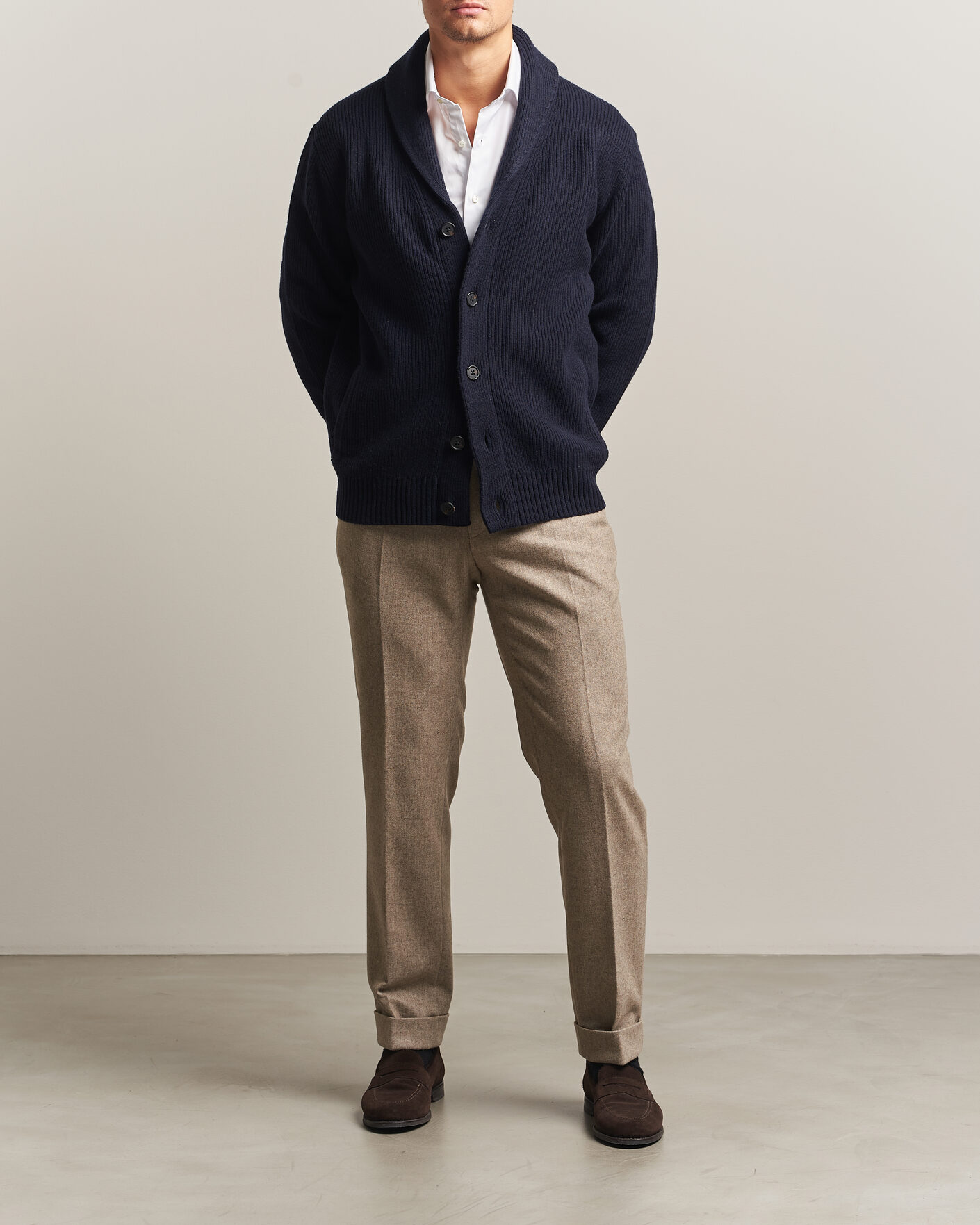 Hombres | Jerséis y prendas de punto | Charles Tyrwhitt | Chunky Merino Shawl Neck Cardigan Navy