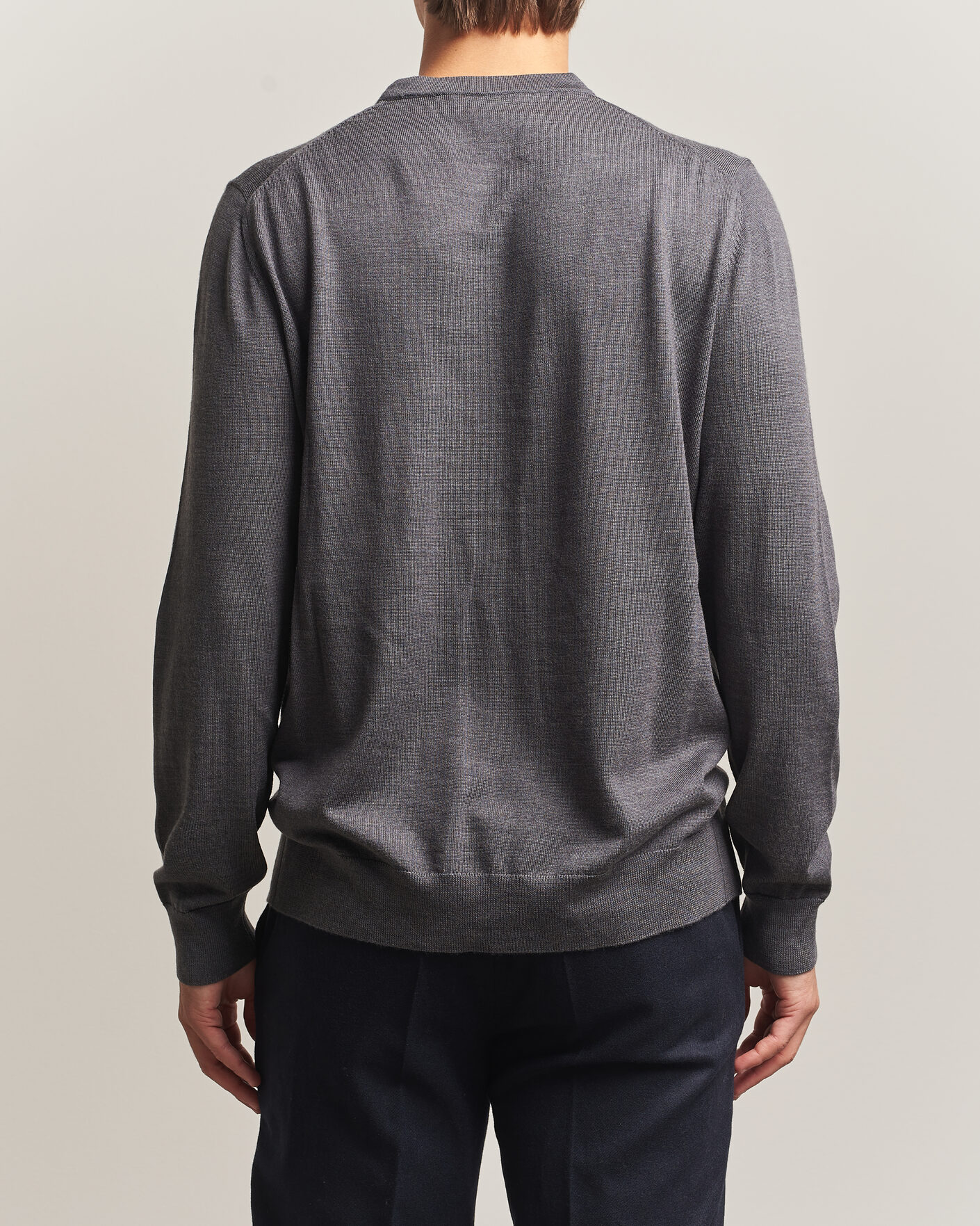 Hombres | Jerséis y prendas de punto | Charles Tyrwhitt | Pure Merino Crew Neck Jumper Grey