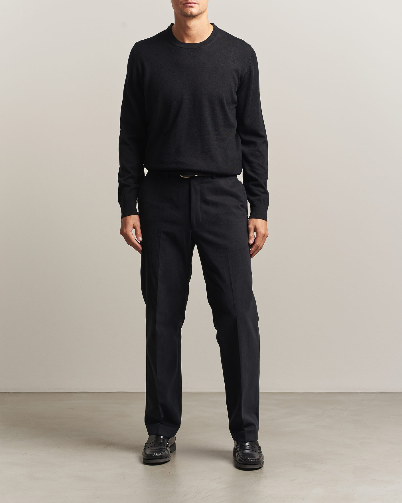 Hombres | Jerséis y prendas de punto | Charles Tyrwhitt | Pure Merino Crew Neck Jumper Black