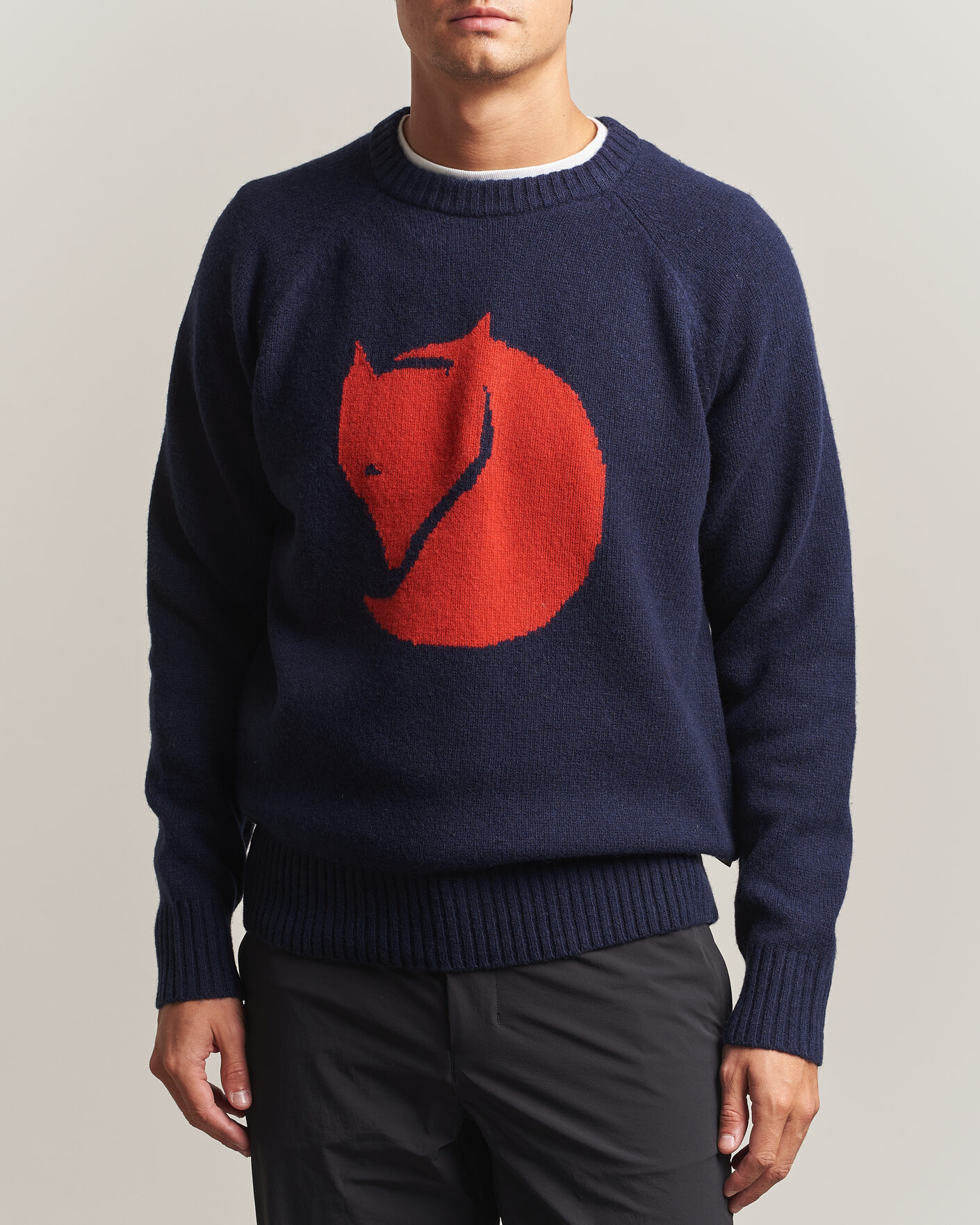 Hombres | Jerséis y prendas de punto | Fjällräven | Logo Knit Wool Sweater Dark Navy