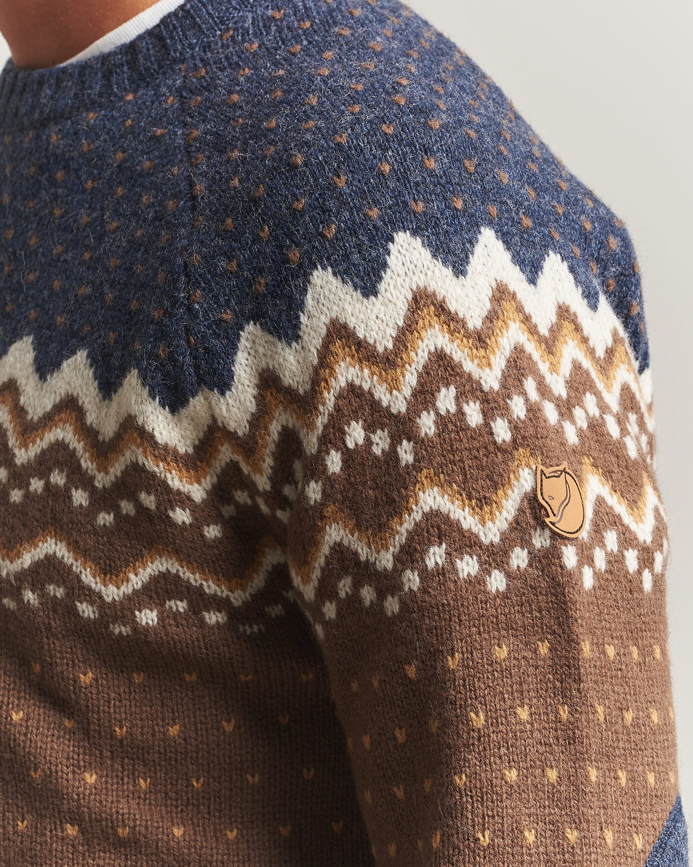 Hombres | Jerséis y prendas de punto | Fjällräven | Övik Knit Wool Sweater Dark Oak