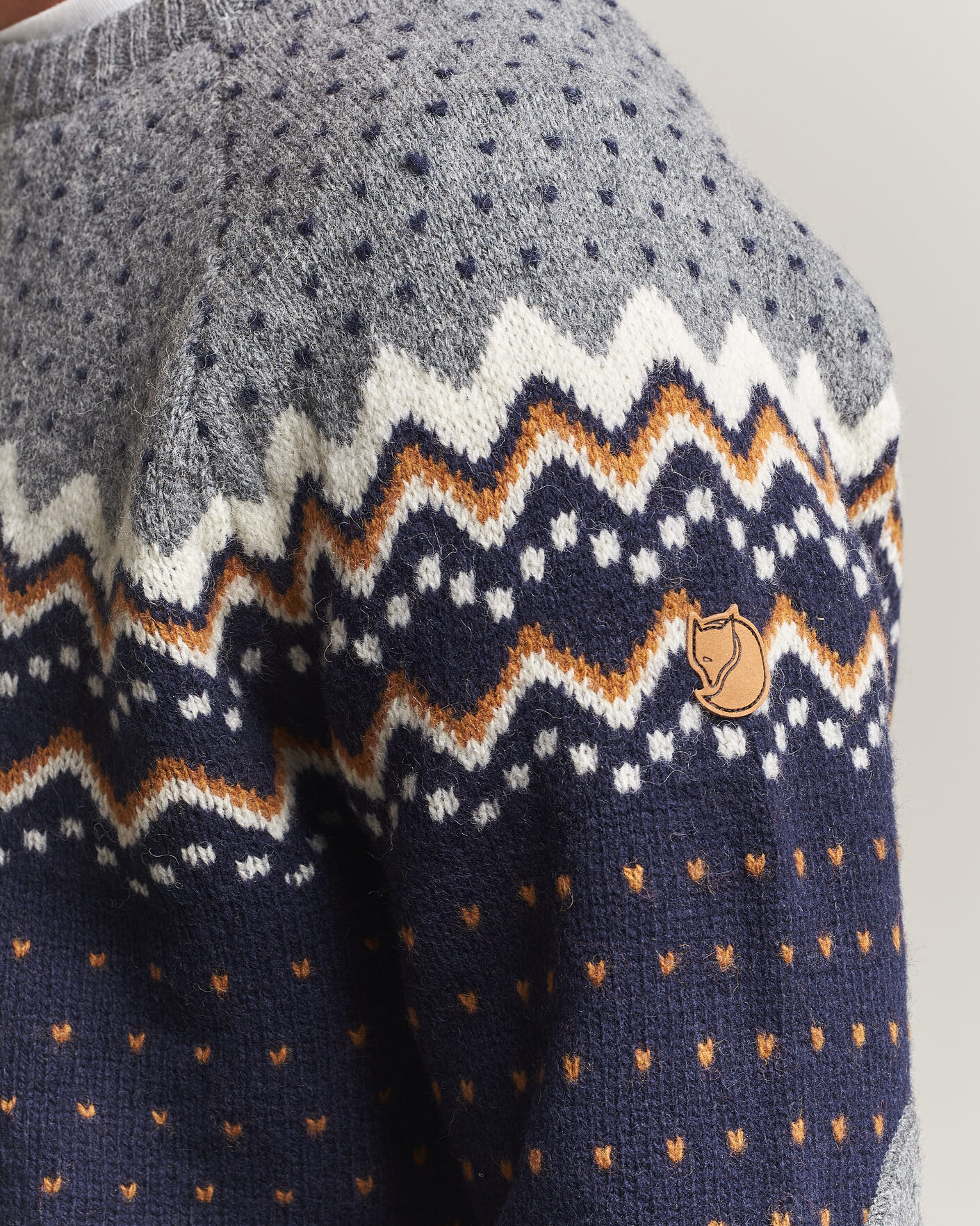 Hombres | Jerséis y prendas de punto | Fjällräven | Övik Knit Wool Sweater Dark Navy