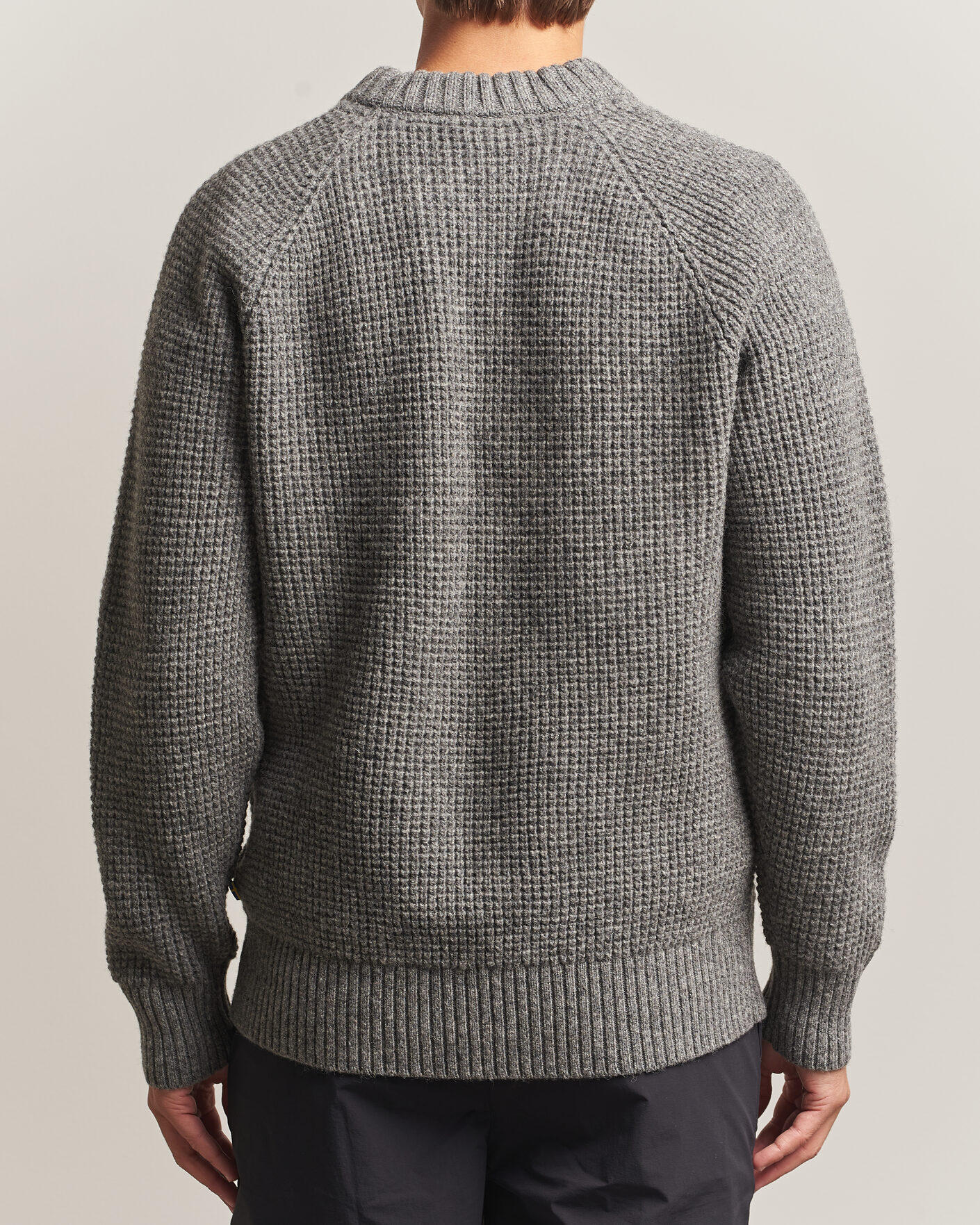 Hombres | Jerséis y prendas de punto | Fjällräven | Övik Wool Waffle Knit Grey Melange
